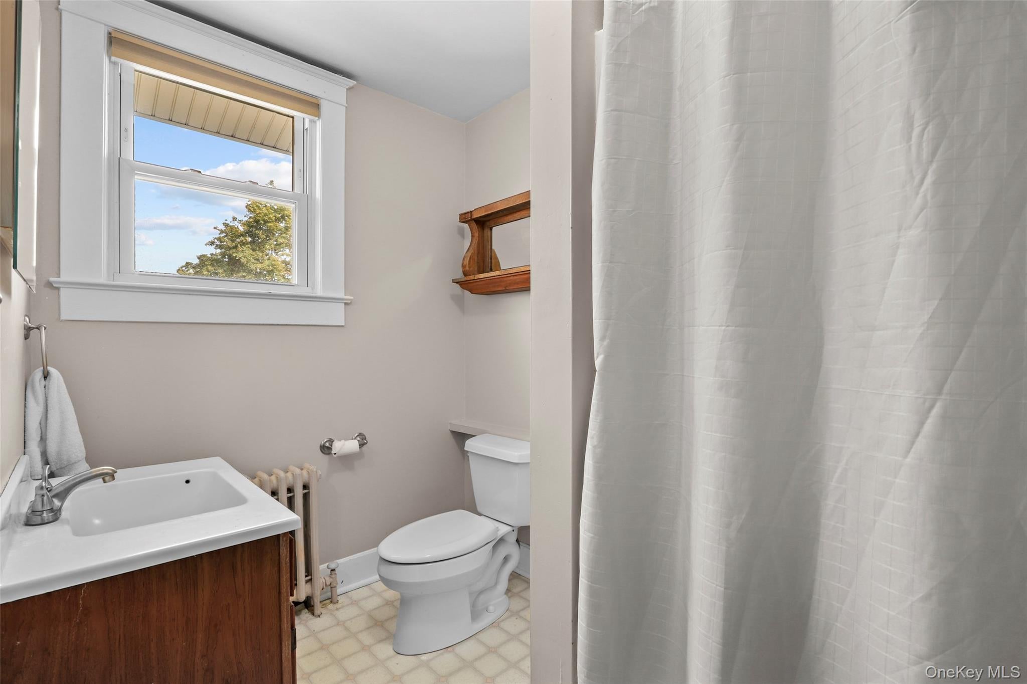 Peekskill, New York, 10566, United States, 3 Bedrooms Bedrooms, ,1 BathroomBathrooms,Residential,For Sale,1928335