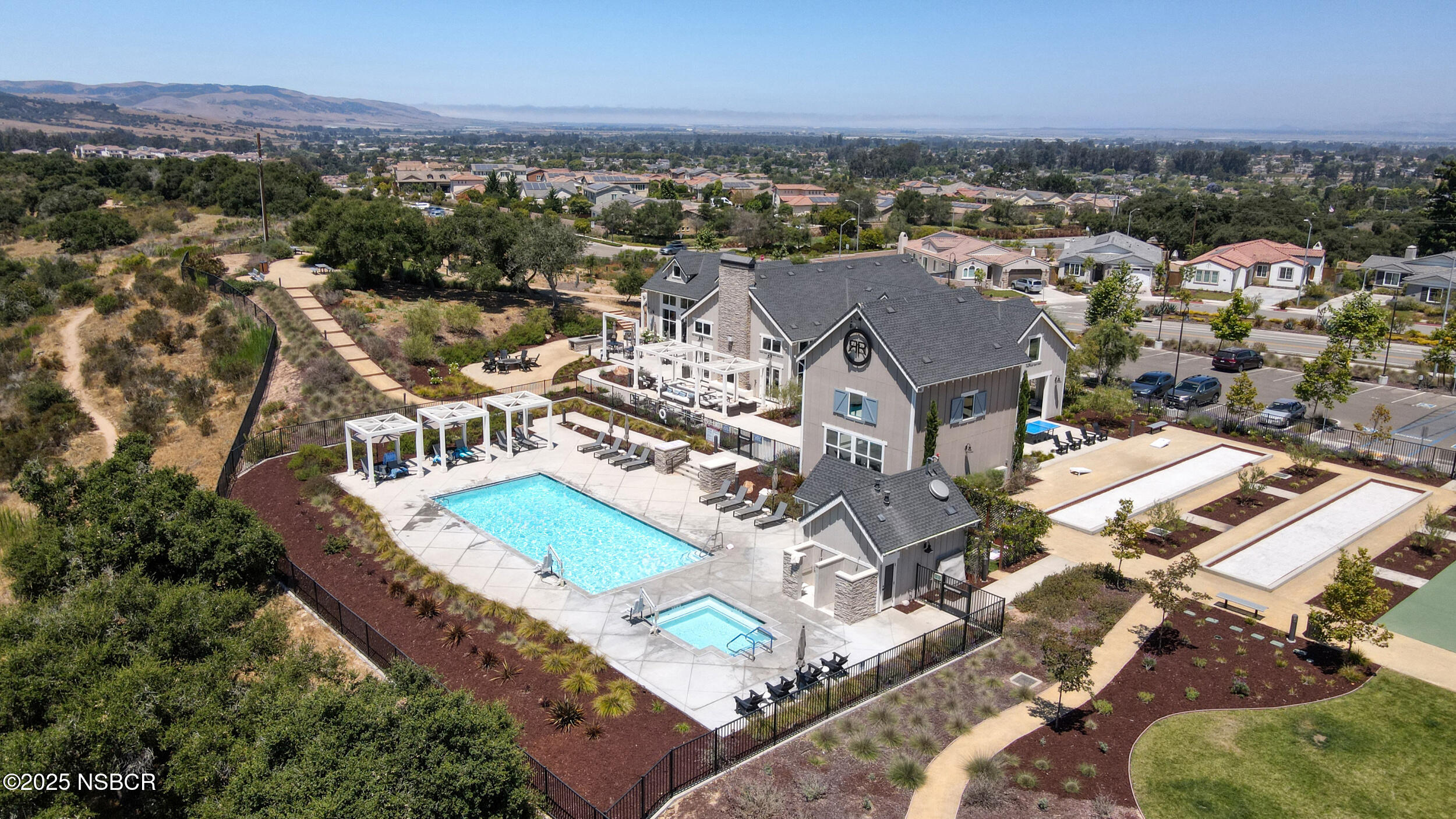 Santa Maria, California, 93455, United States, 3 Bedrooms Bedrooms, ,3 BathroomsBathrooms,Residential,For Sale,1929154