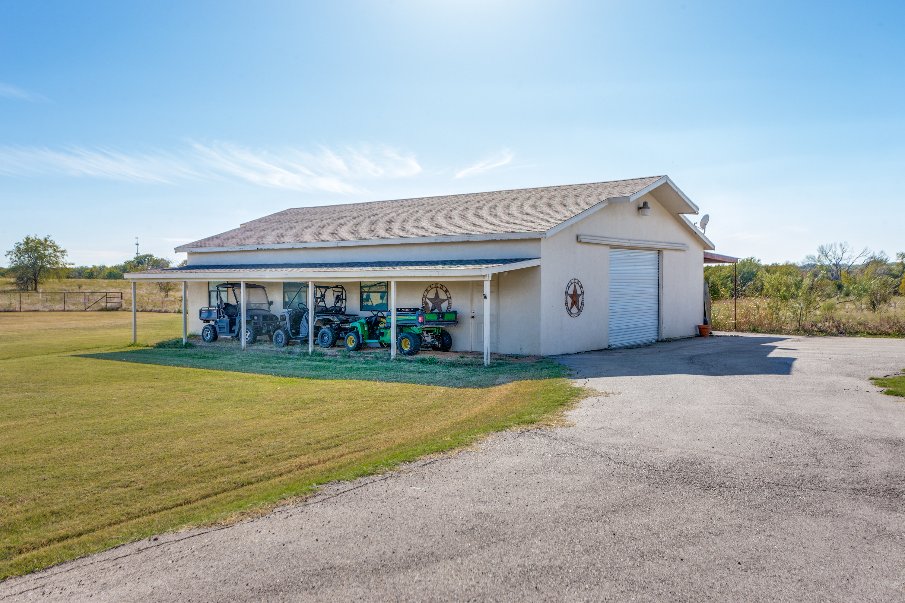  where  southwestern charm meets country elegance - 物件實景