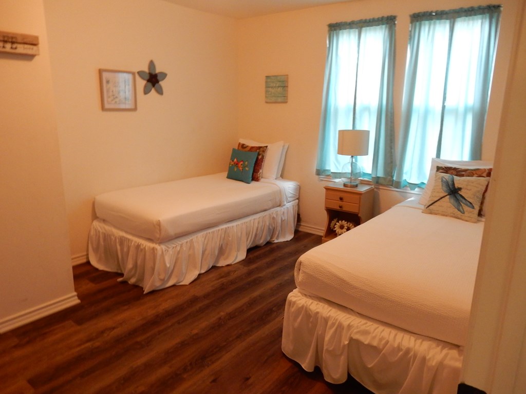 Fredericksburg, Texas, 78624, United States, 3 Bedrooms Bedrooms, ,2 BathroomsBathrooms,Residential,For Sale,1842373