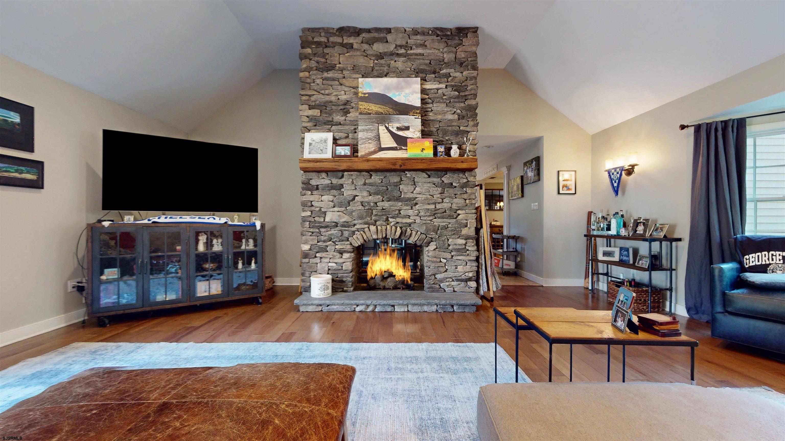 Linwood, New Jersey, 08221, United States, 6 Bedrooms Bedrooms, ,5 BathroomsBathrooms,Residential,For Sale,1975811