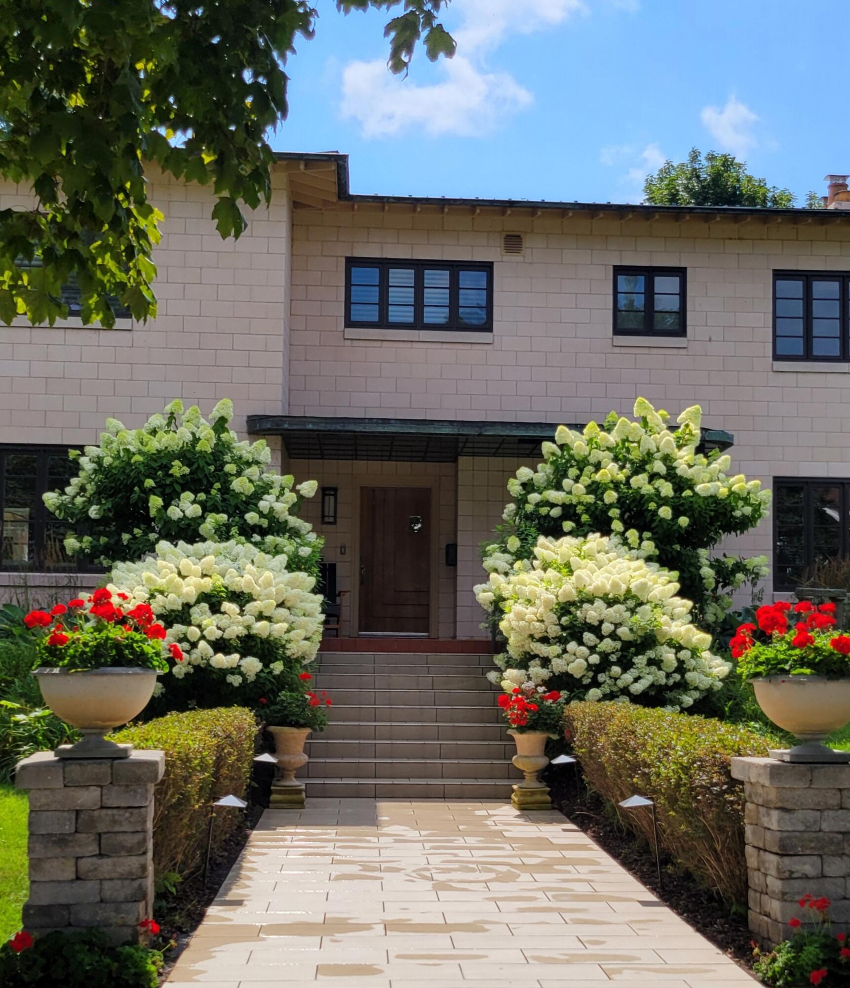 Alpena, Michigan, 49707, United States, 4 Bedrooms Bedrooms, ,6 BathroomsBathrooms,Residential,For Sale,1978367