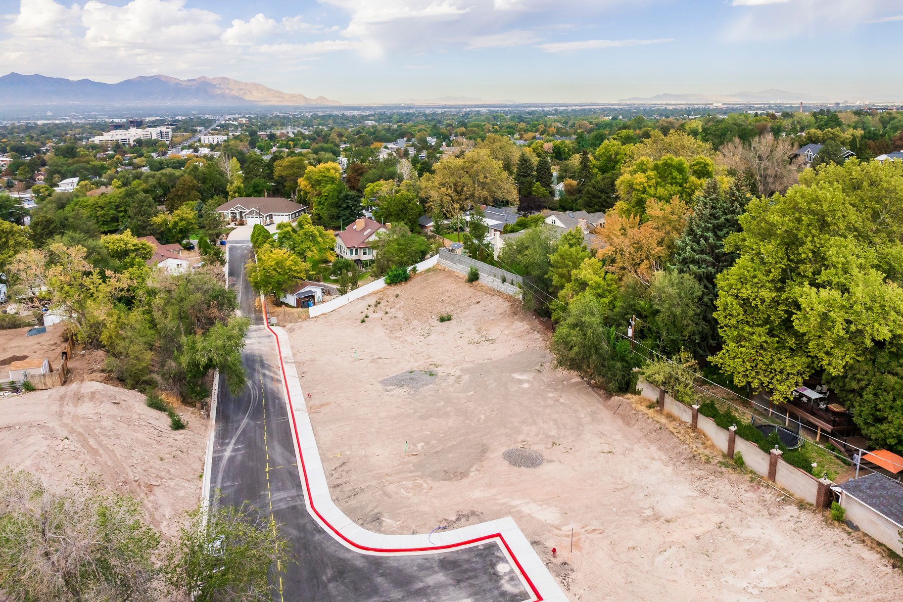  Build New in the Heart of Millcreek - 物件實景