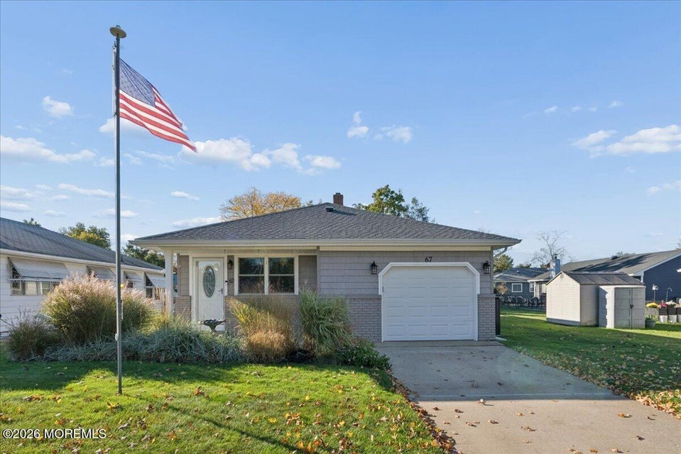 Falmouth St, Toms River, NJ 08757