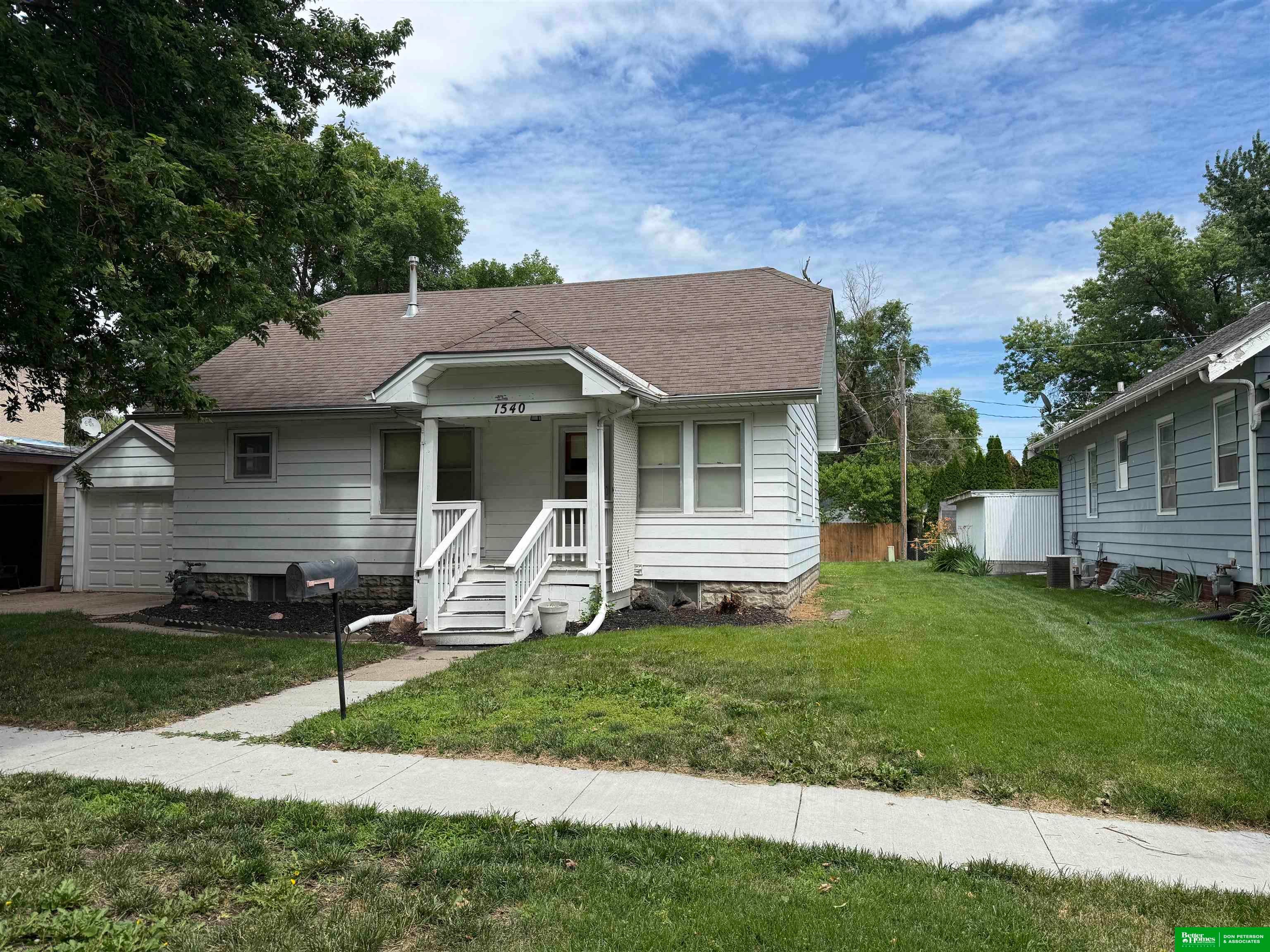 Maxwell Ave, Fremont, NE 68025