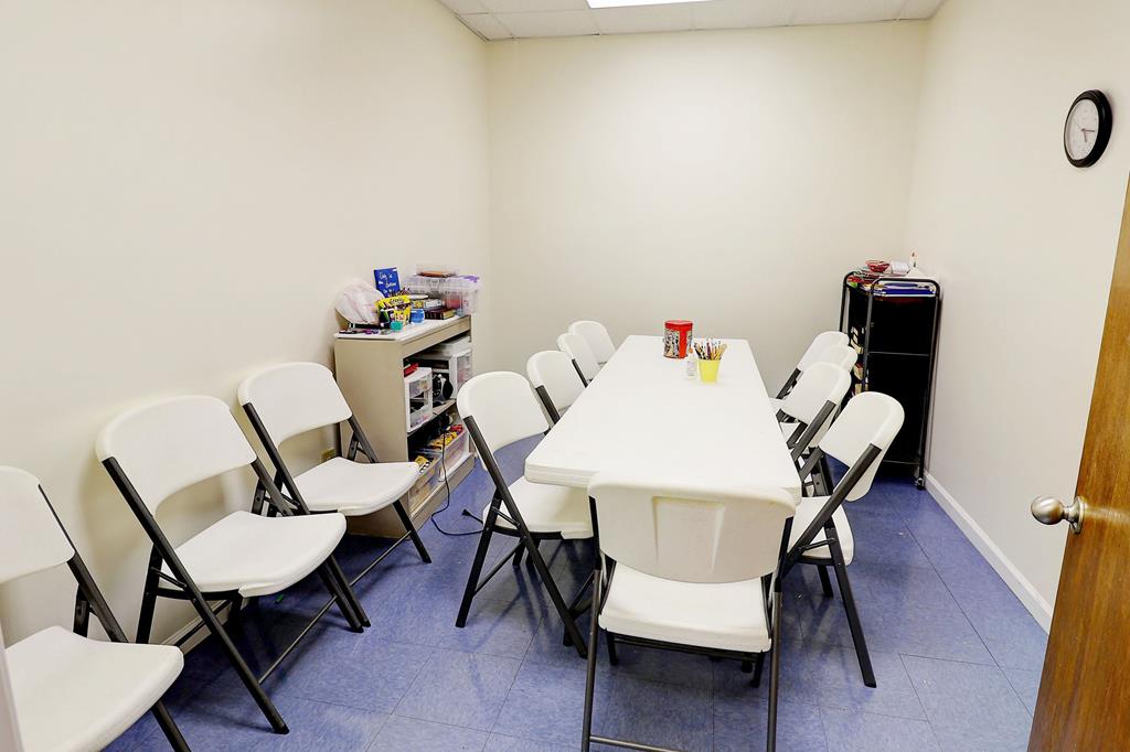 Headland, Alabama, 36345, United States, 5 Bedrooms Bedrooms, ,2 BathroomsBathrooms,Residential,For Sale,1991013