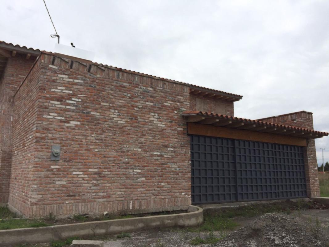 EUCALIPTOS, Metepec, Estado de México, 52148, Mexico, 4 Bedrooms Bedrooms, ,4 BathroomsBathrooms,Residential,For Sale,EUCALIPTOS,1441342
