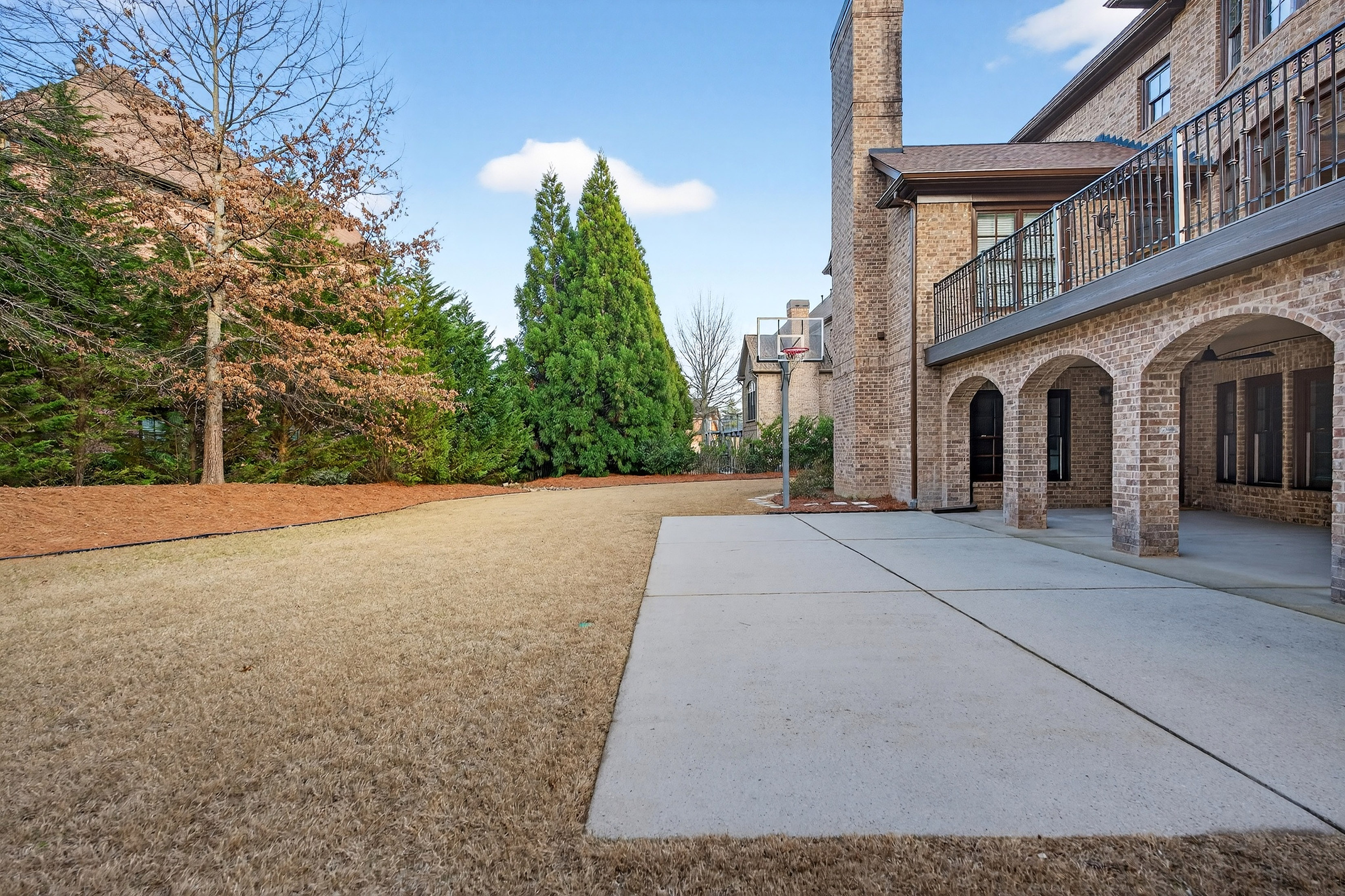  Elegant Home Offering Luxury, Functionality, and Privacy - 物件實景