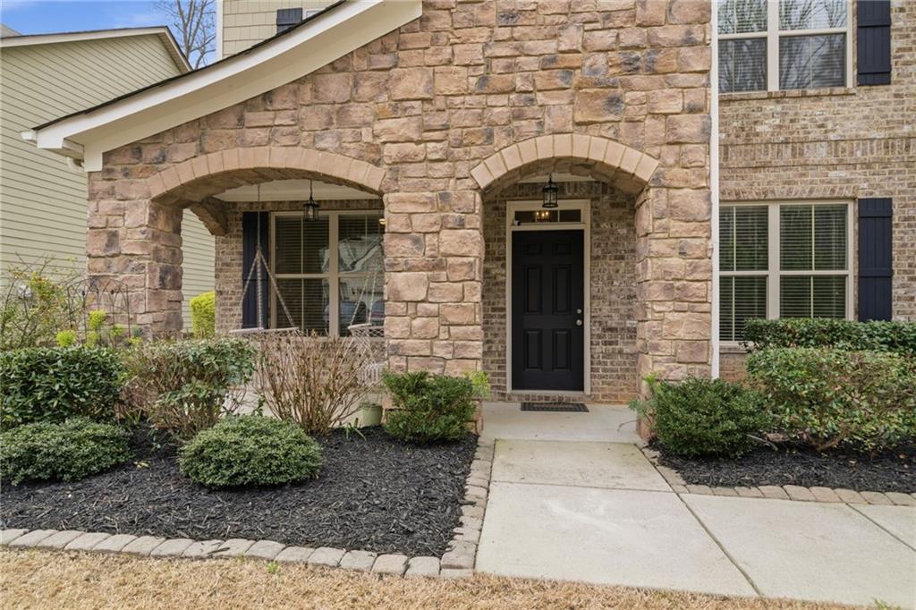 Alpharetta, Georgia, 30004, United States, 5 Bedrooms Bedrooms, ,4 BathroomsBathrooms,Residential,For Sale,2030303