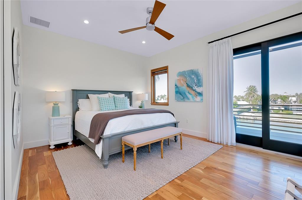 Sarasota, Florida, 34236, United States, 5 Bedrooms Bedrooms, ,6 BathroomsBathrooms,Residential,For Sale,1994803