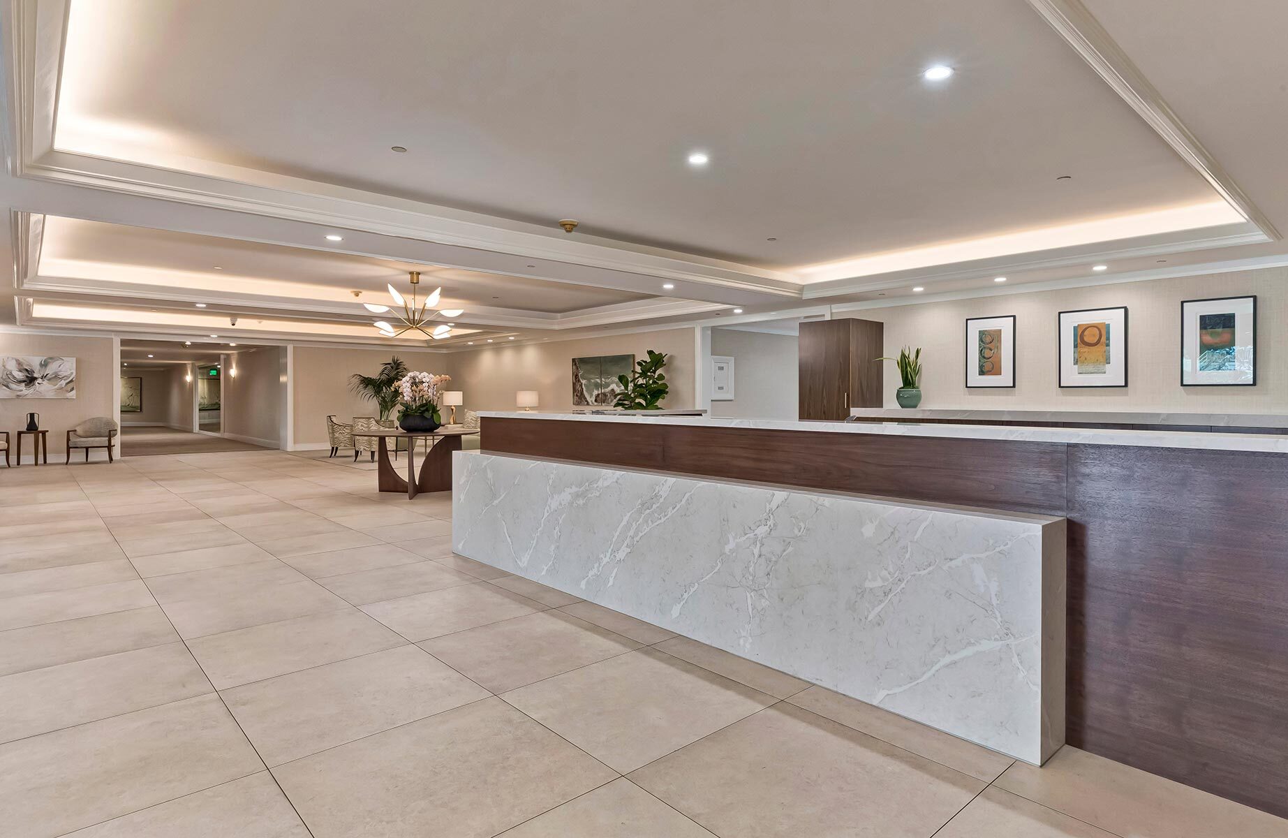  300 North Swall Drive - 物件實景
