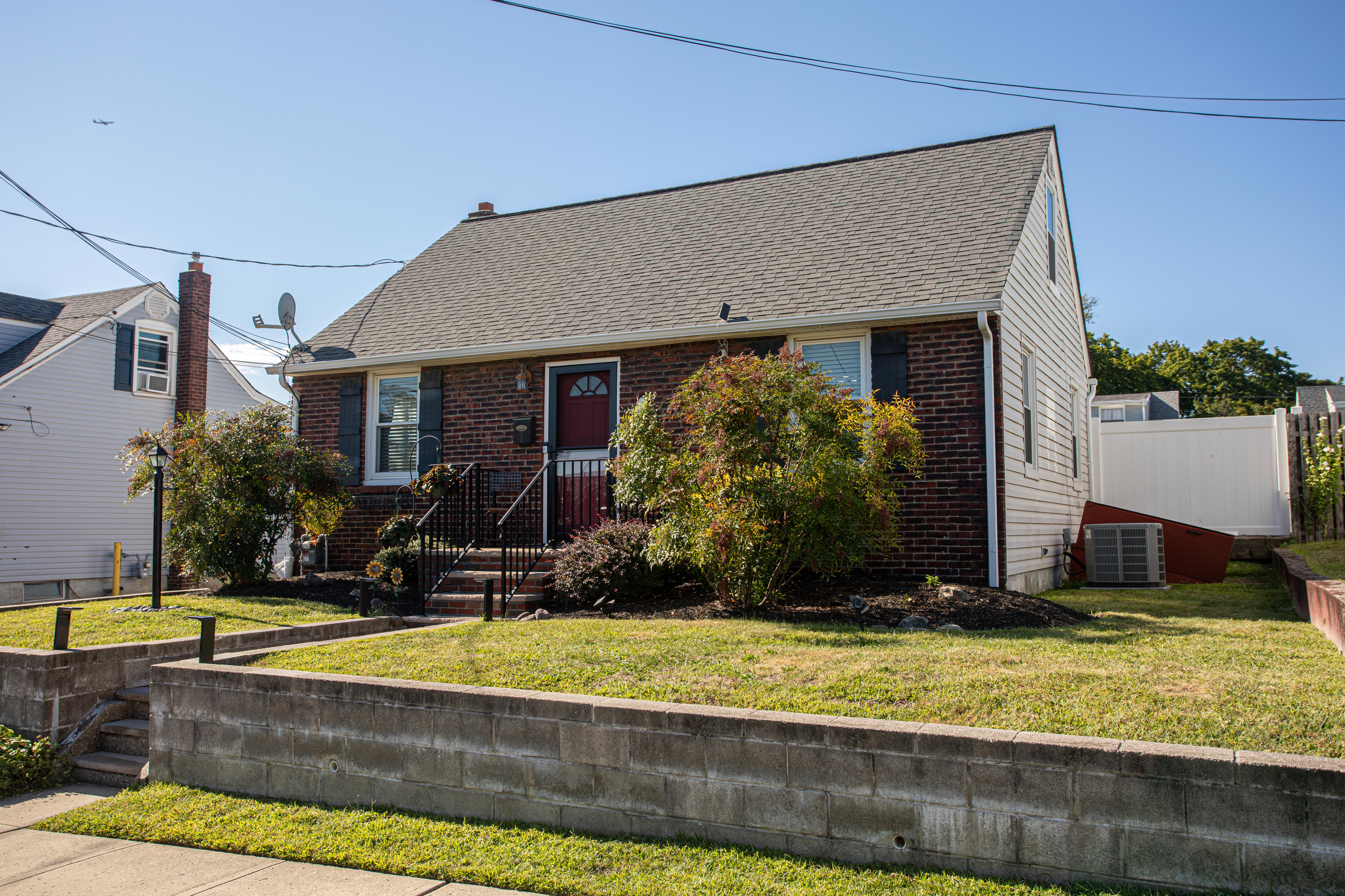Sayreville, New Jersey, 08879, United States, 4 Bedrooms Bedrooms, ,2 BathroomsBathrooms,Residential,For Sale,1943409