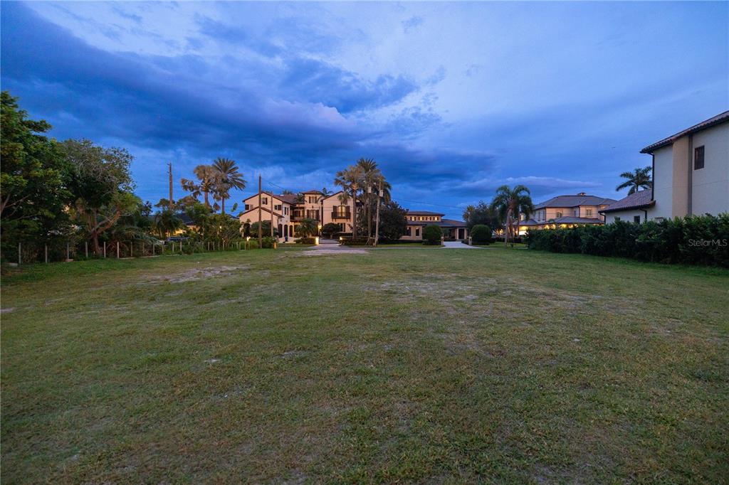 St Petersburg, Florida, 33704, United States, 6 Bedrooms Bedrooms, ,8 BathroomsBathrooms,Residential,For Sale,1897556
