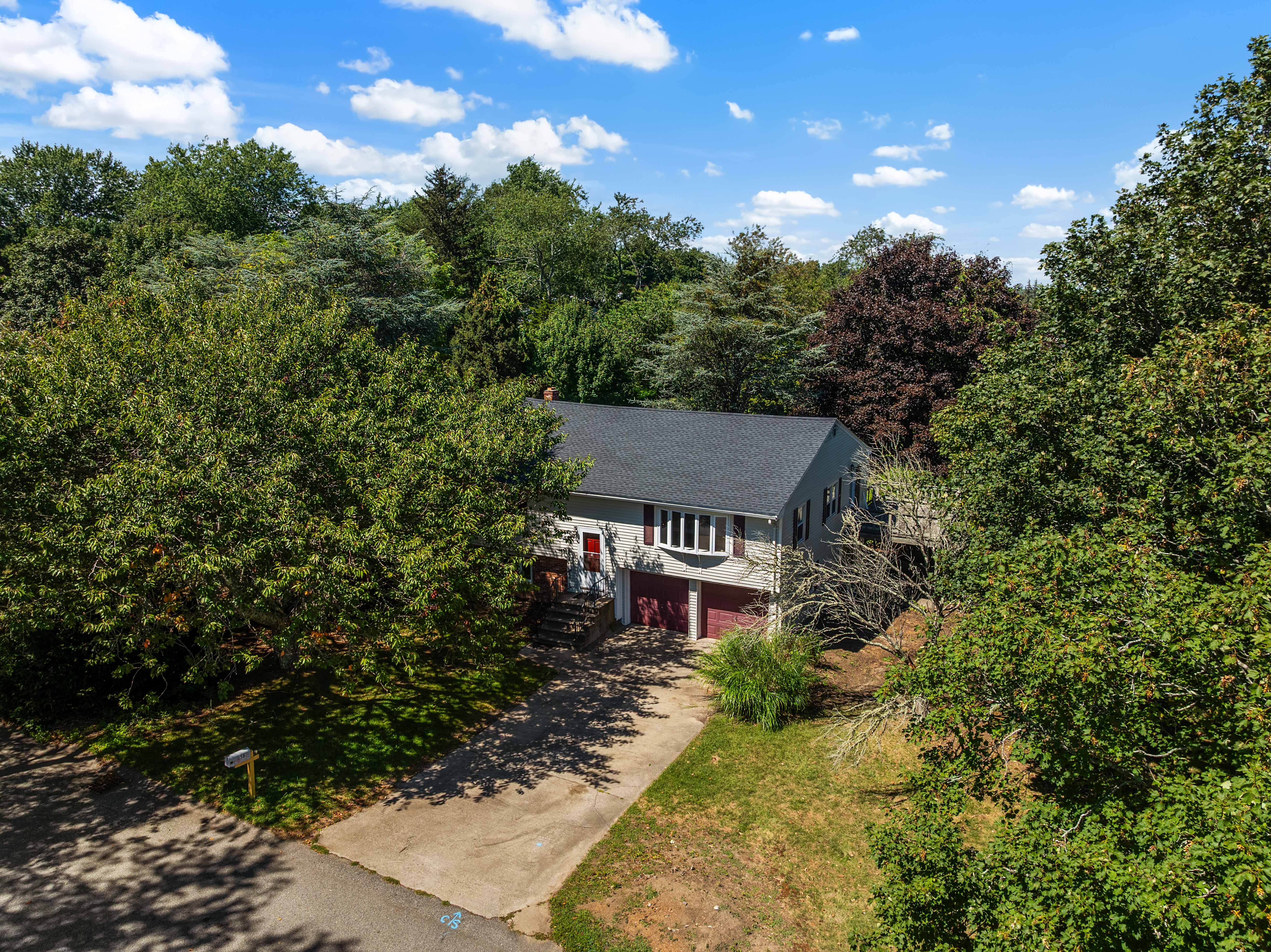 Portsmouth, Rhode Island, 02871, United States, 4 Bedrooms Bedrooms, ,3 BathroomsBathrooms,Residential,For Sale,1973967