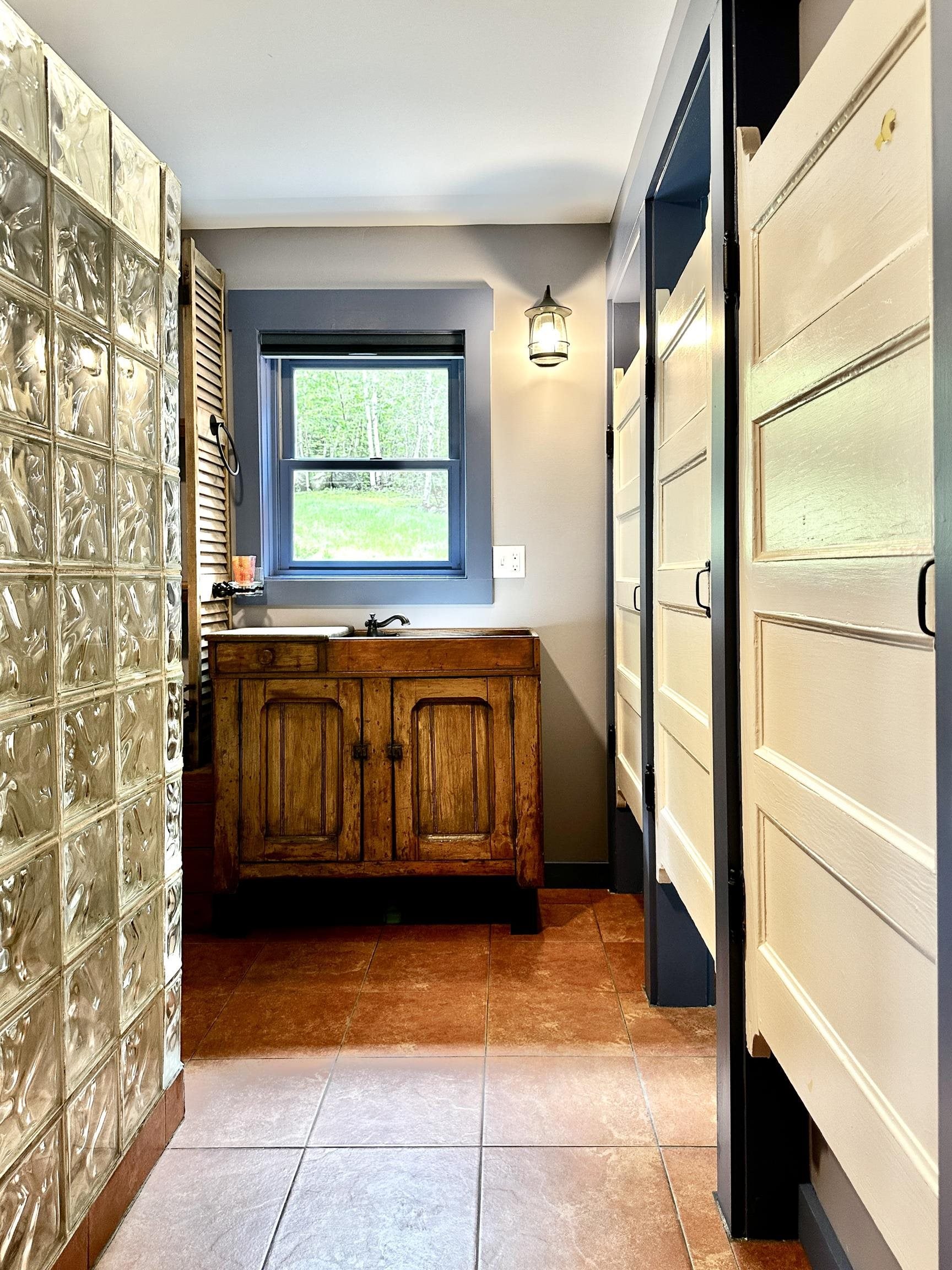 Bristol, New Hampshire, 03222, United States, 8 Bedrooms Bedrooms, ,5 BathroomsBathrooms,Residential,For Sale,1883549