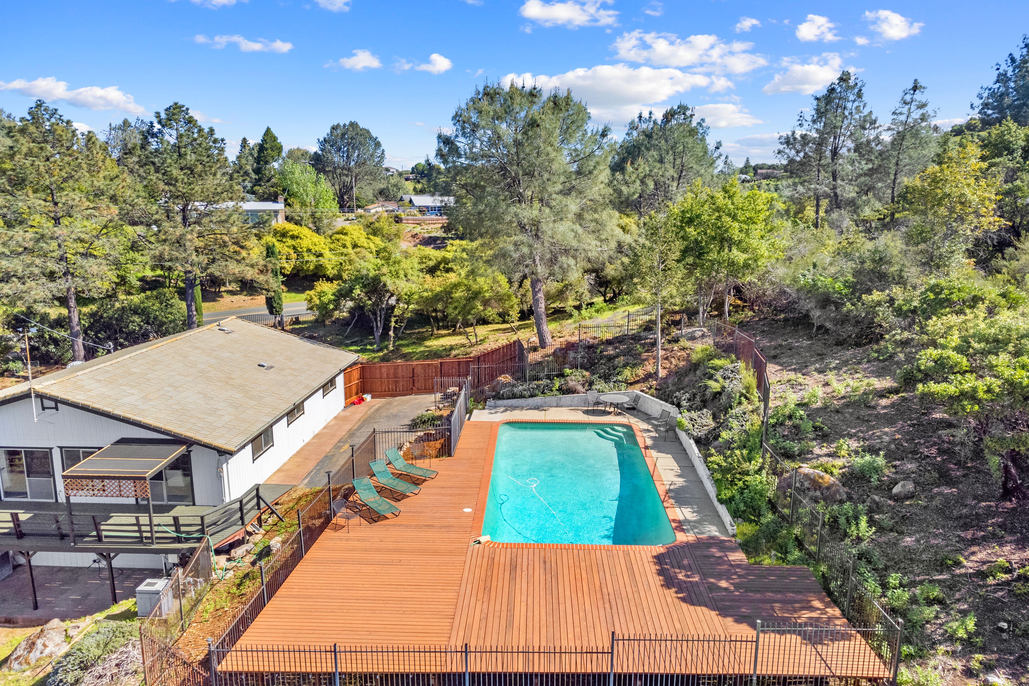  4805 Hawaina Way - 物件實景