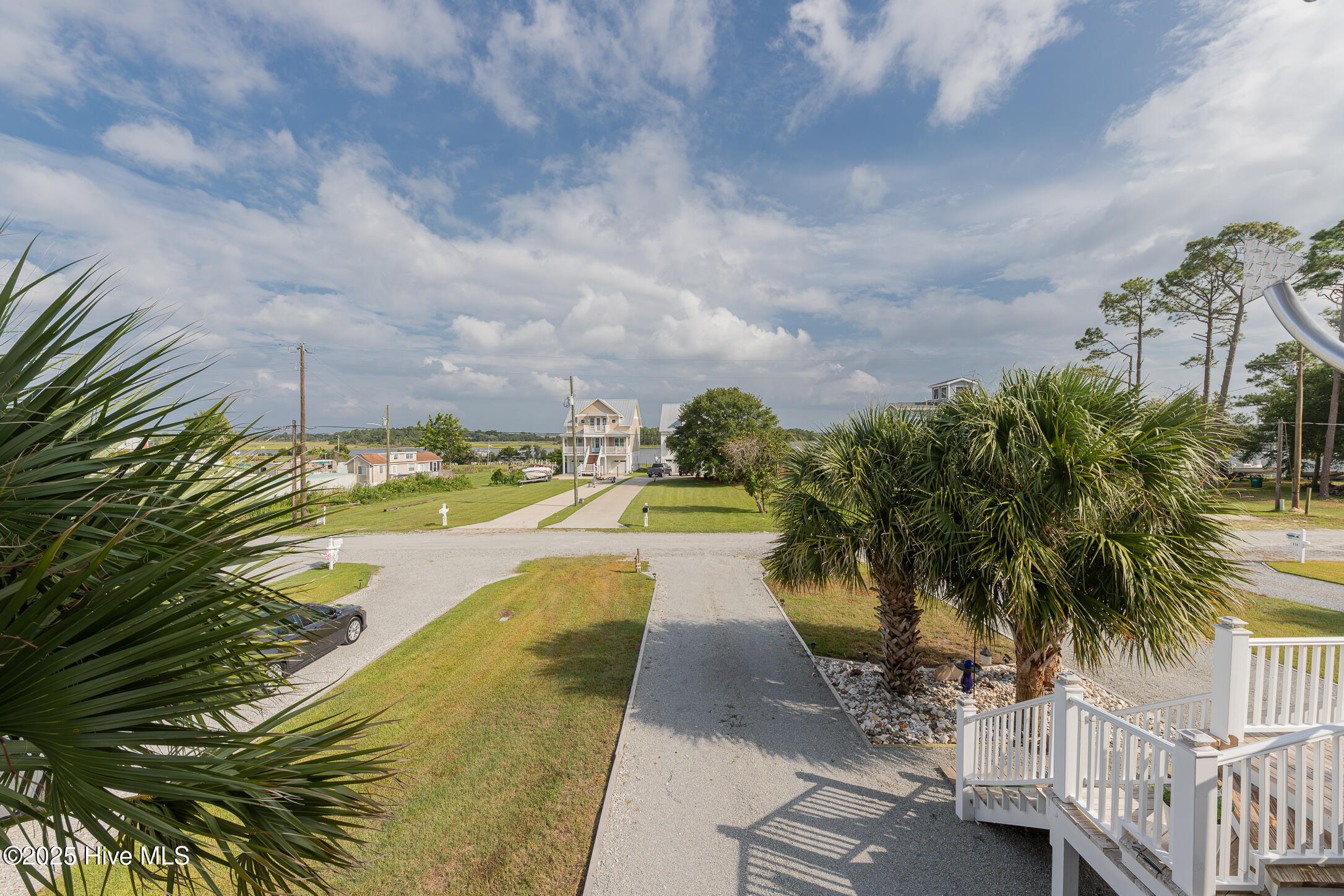 Hubert, North Carolina, 28539, United States, 4 Bedrooms Bedrooms, ,3 BathroomsBathrooms,Residential,For Sale,1974043