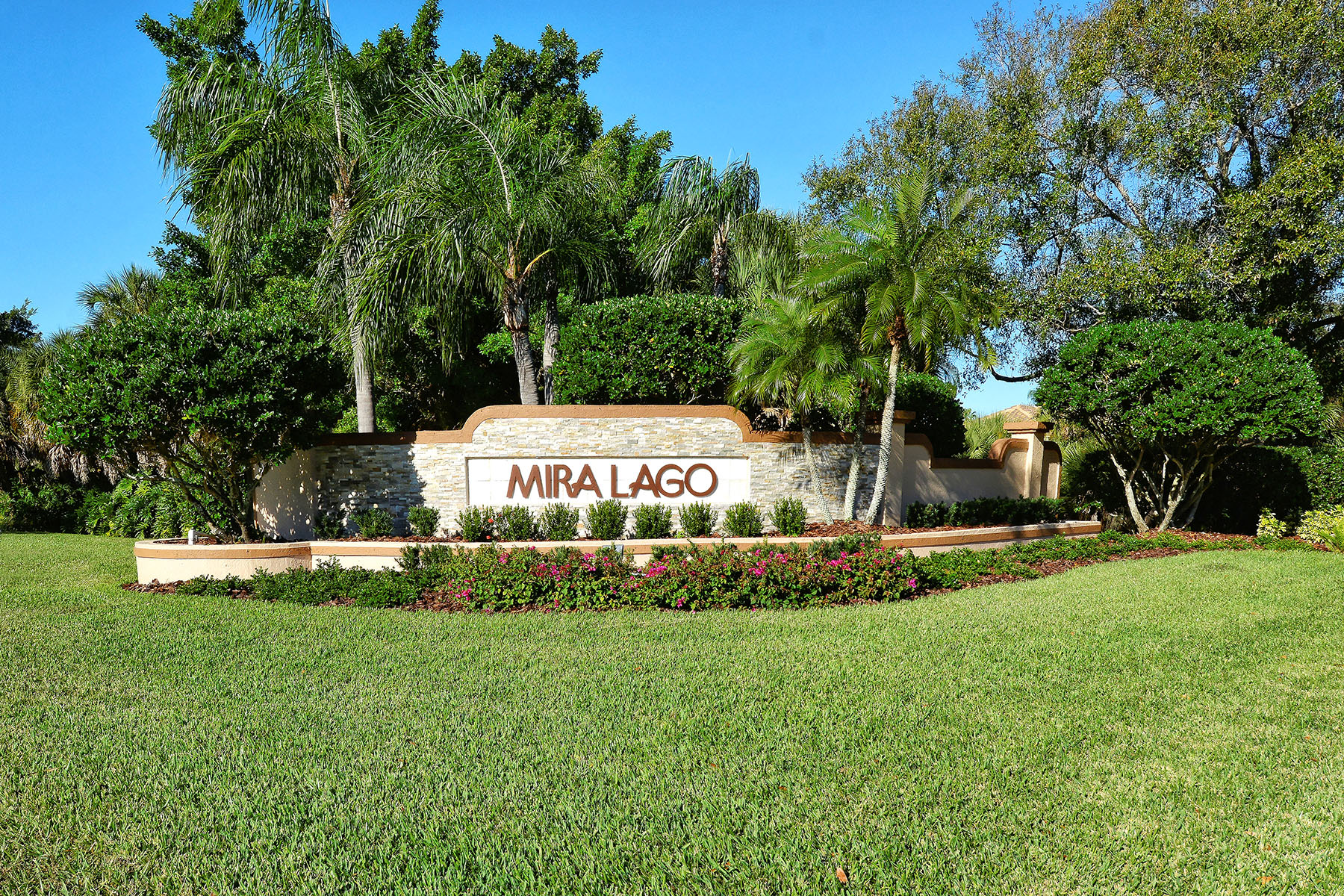  MIRA LAGO AT PALMER RANCH PH 2 - 物件實景