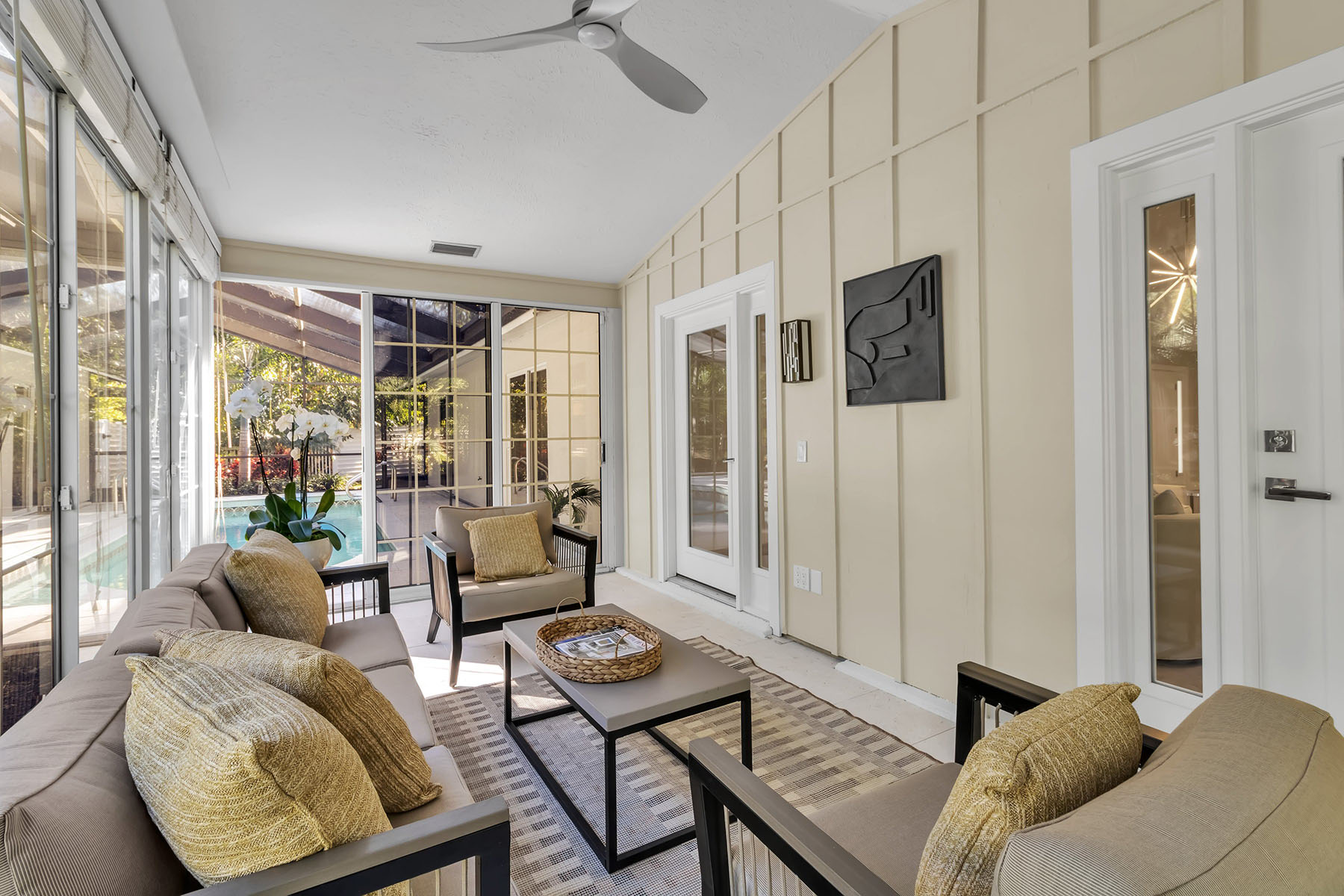  JOHNSON ESTATES - 物件實景