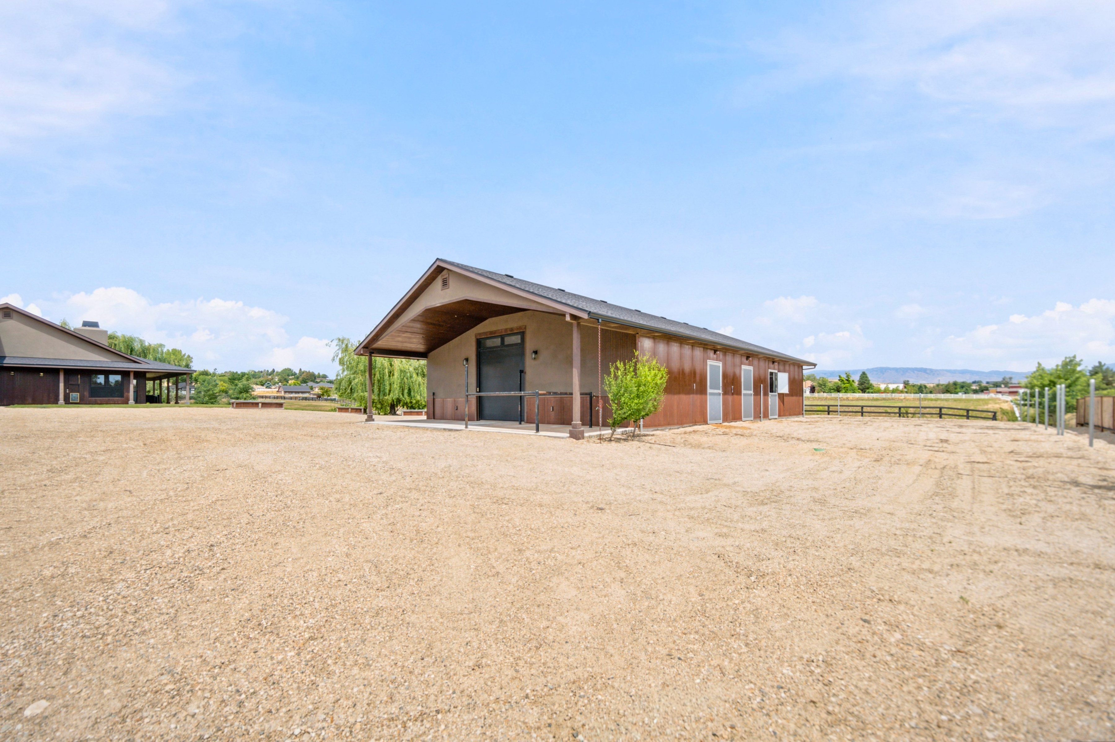  Ranch Living with Mountain View - 物件實景