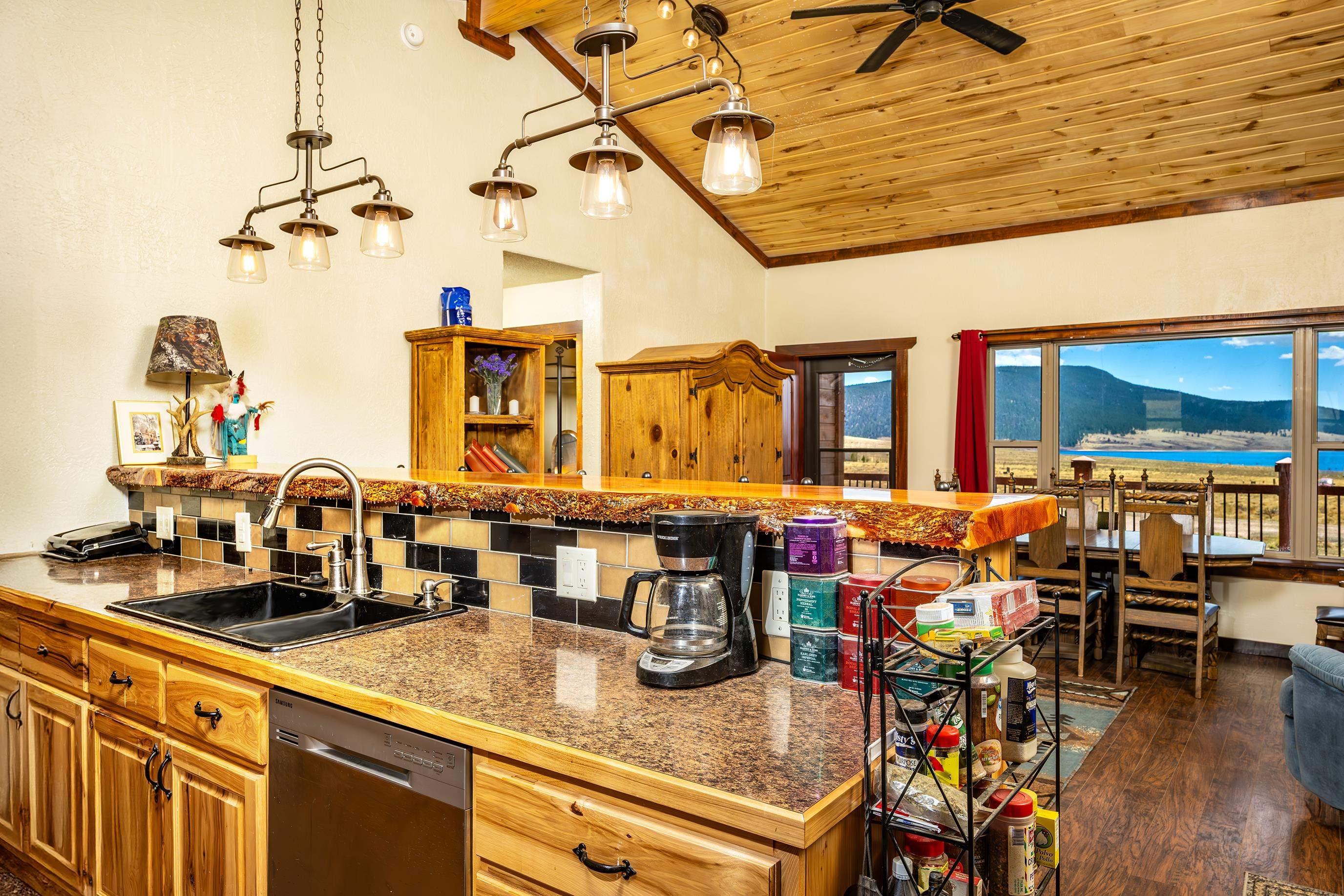 Eagle Nest, New Mexico, 87718, United States, 2 Bedrooms Bedrooms, ,2 BathroomsBathrooms,Residential,For Sale,1819476