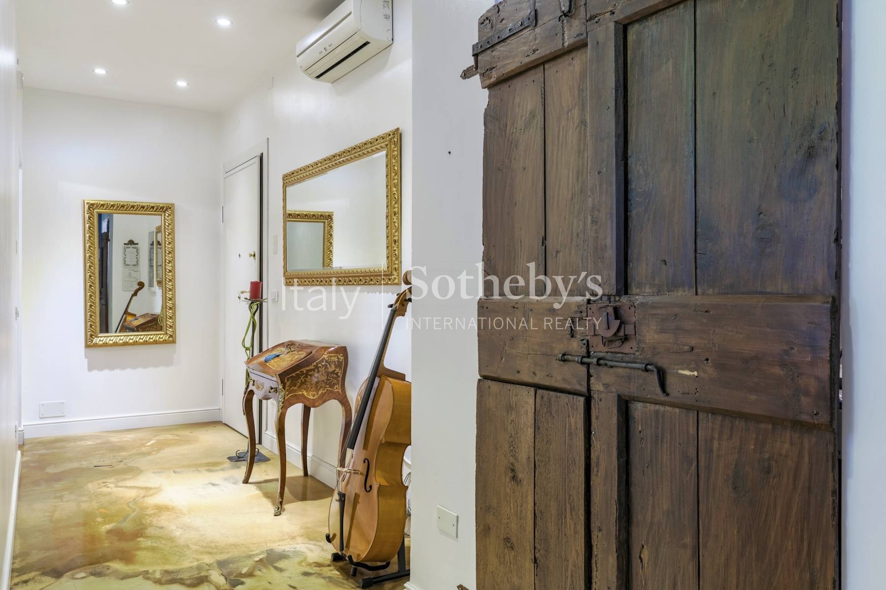  Elegance and privacy in the heart of Verona