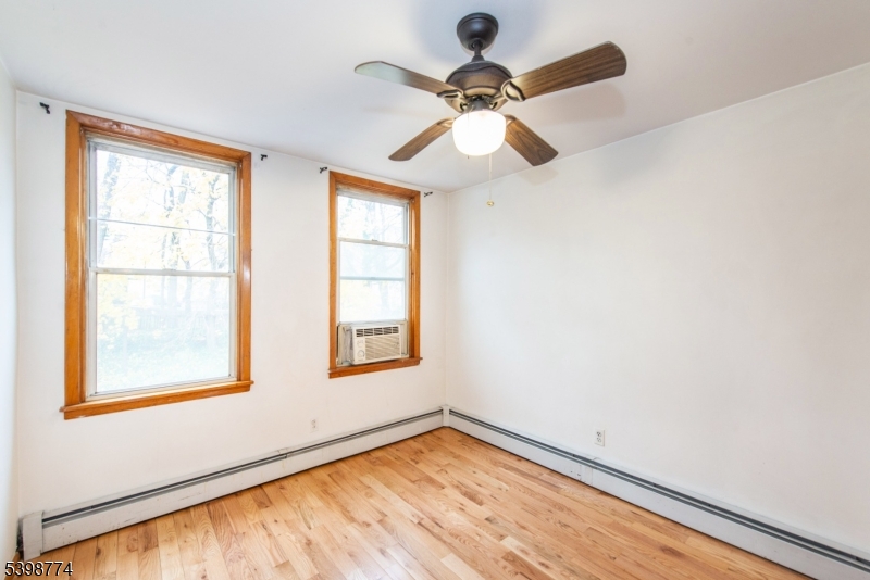 Clifton City, New Jersey, 07014, United States, 5 Bedrooms Bedrooms, ,3 BathroomsBathrooms,Residential,For Sale,2000752