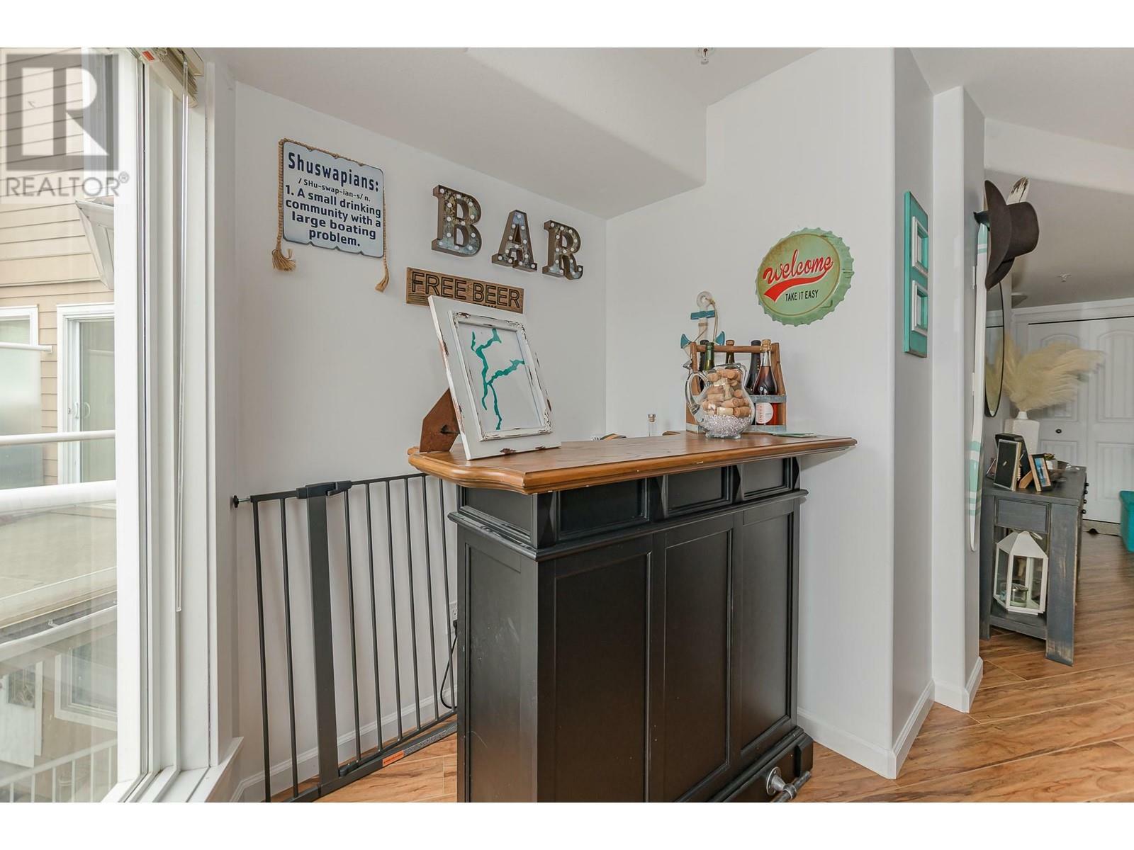 SICAMOUS, British Columbia, V0E 2V1, CA, 4 Bedrooms Bedrooms, ,2 BathroomsBathrooms,Residential,For Sale,1839055