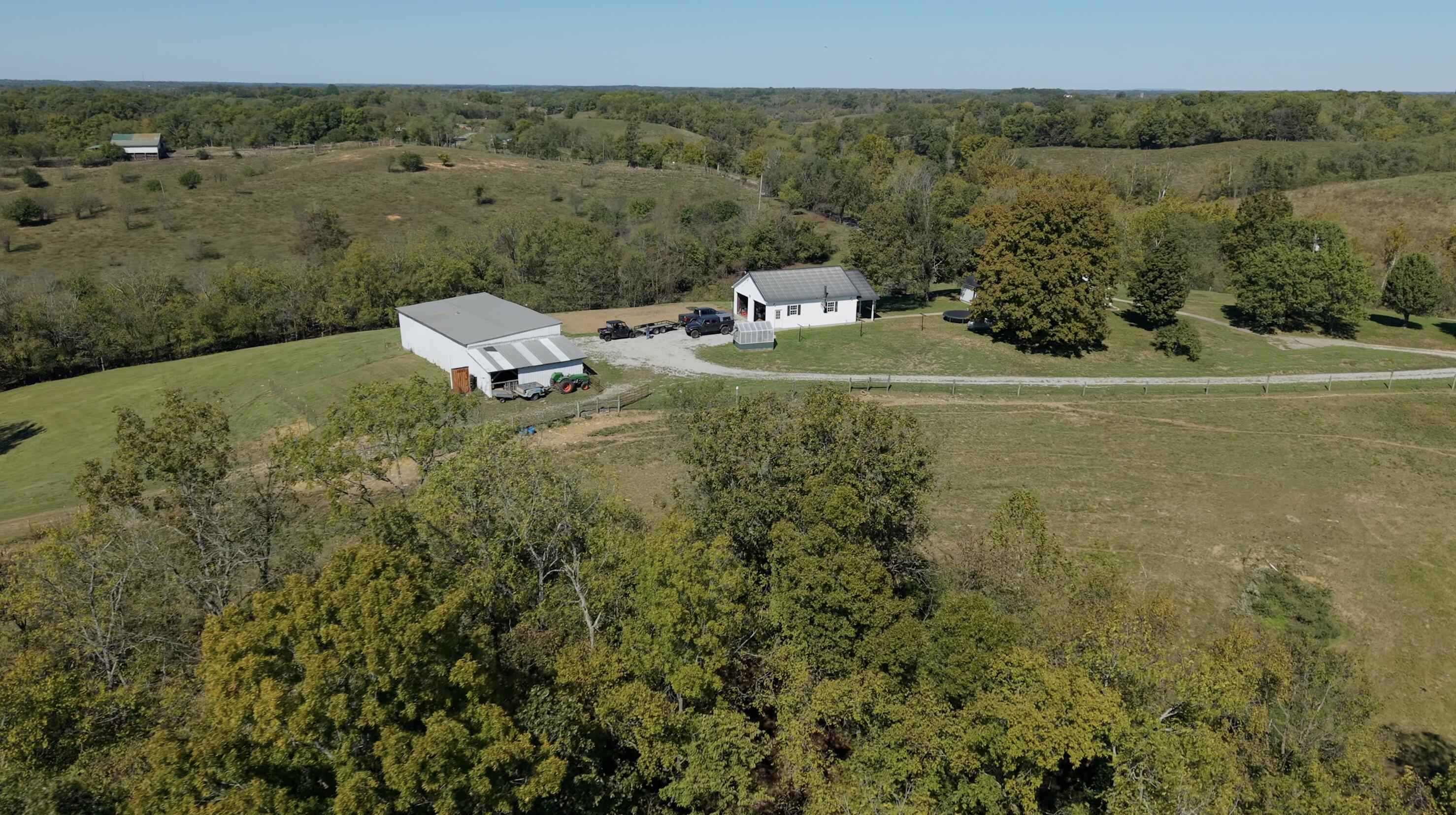 Willisburg, Kentucky, 40078, United States, 4 Bedrooms Bedrooms, ,1 BathroomBathrooms,Residential,For Sale,1962831