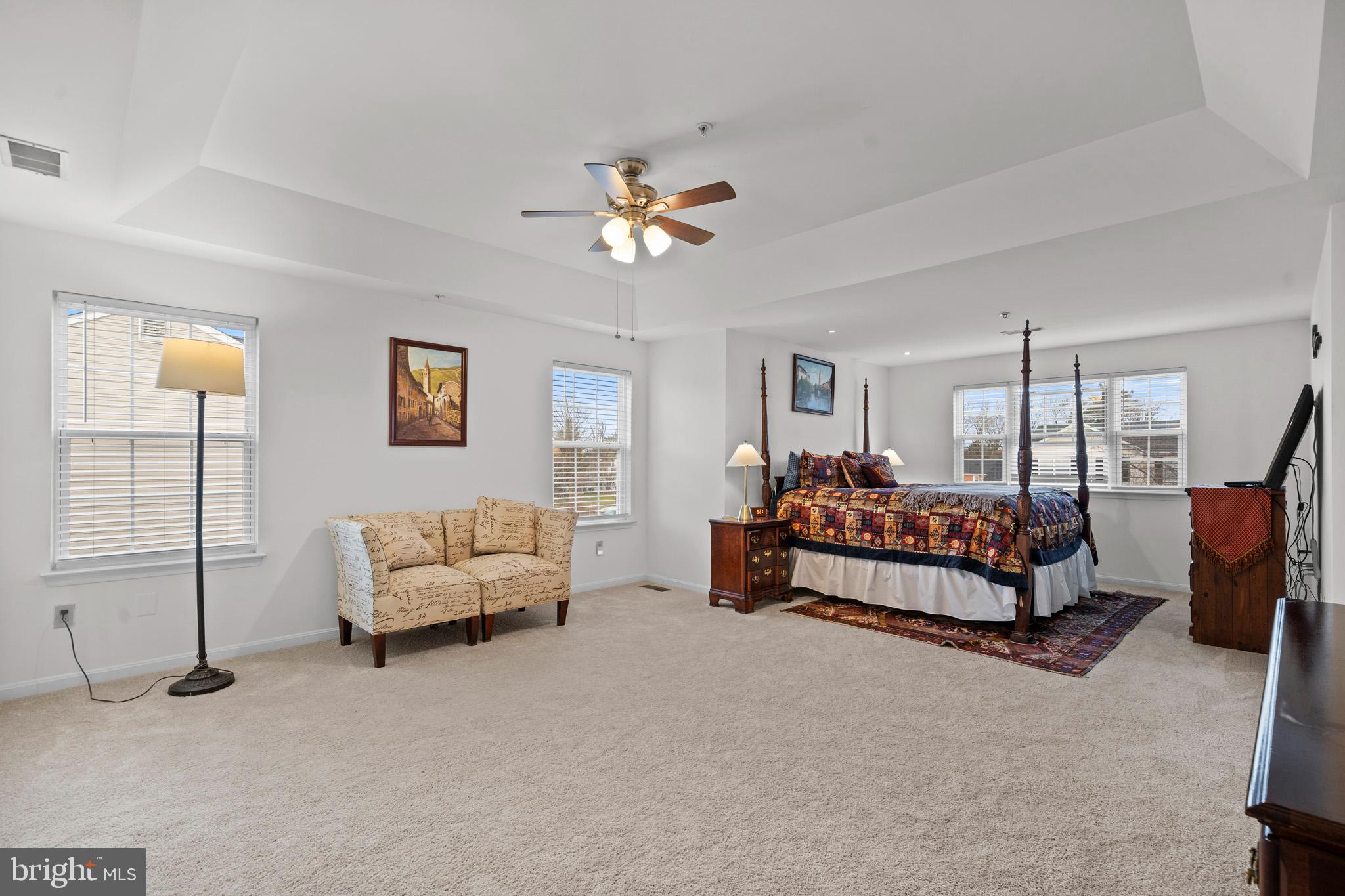 Clinton, Maryland, 20735, United States, 5 Bedrooms Bedrooms, ,4 BathroomsBathrooms,Residential,For Sale,2005759