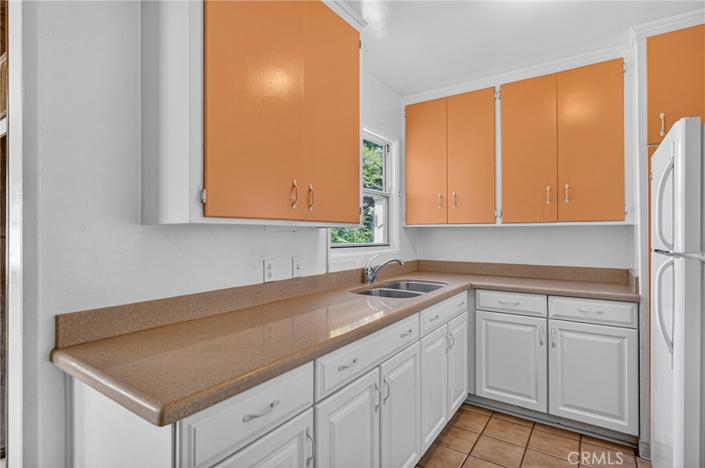 Glendora, California, 91741, United States, 2 Bedrooms Bedrooms, ,1 BathroomBathrooms,Residential,For Sale,2049163