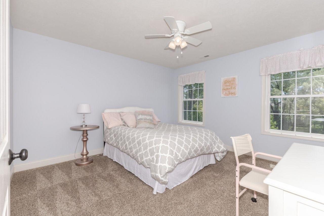 Bloomington, Illinois, 61705, United States, 5 Bedrooms Bedrooms, ,5 BathroomsBathrooms,Residential,For Sale,1817687