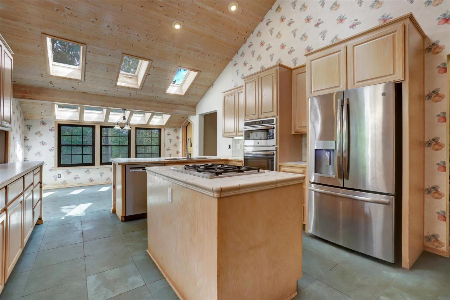 Nevada City, California, 95959, United States, 3 Bedrooms Bedrooms, ,4 BathroomsBathrooms,Residential,For Sale,1977718