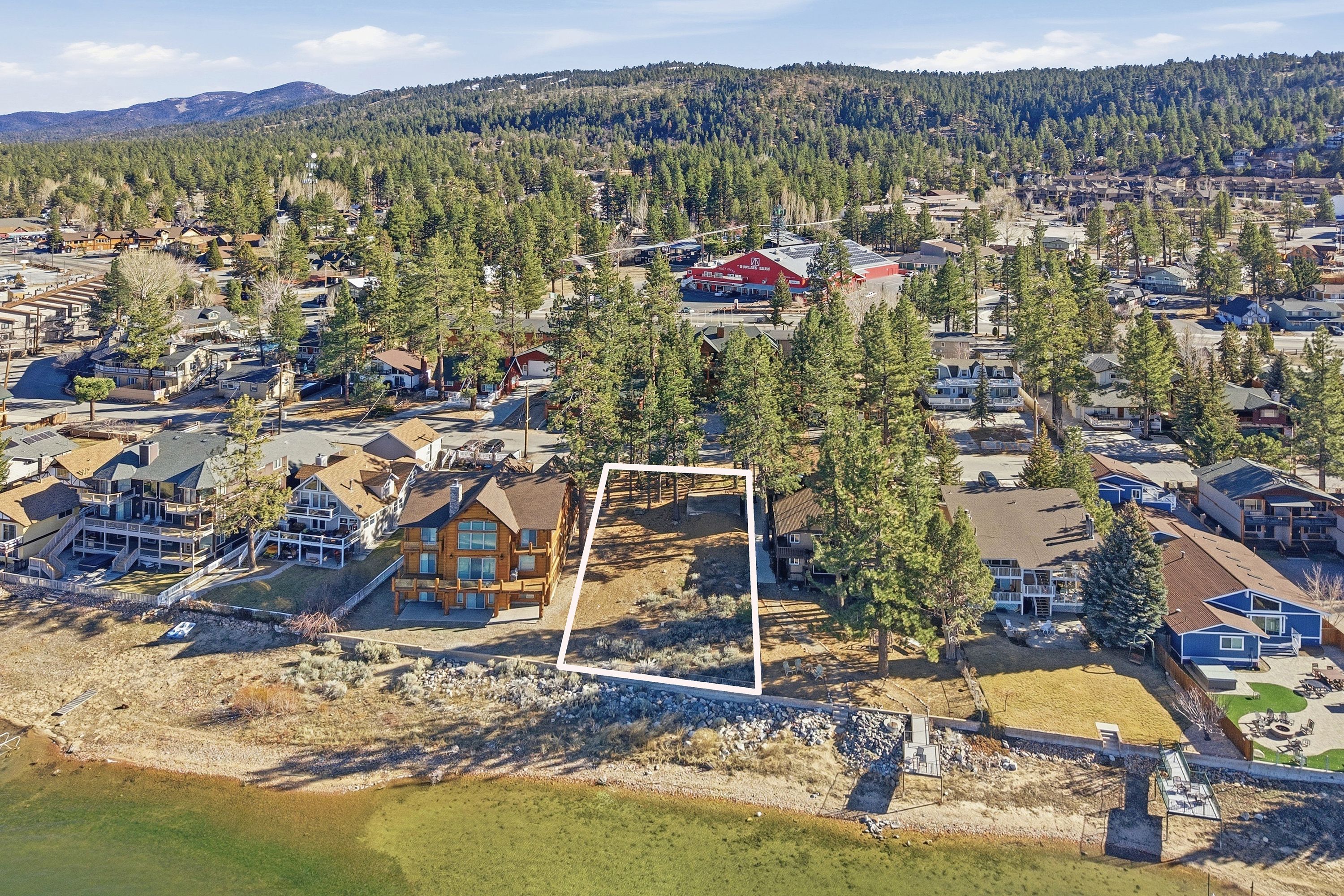  40598 Simonds Drive, Big Bear Lake, CA 92315 - 物件實景
