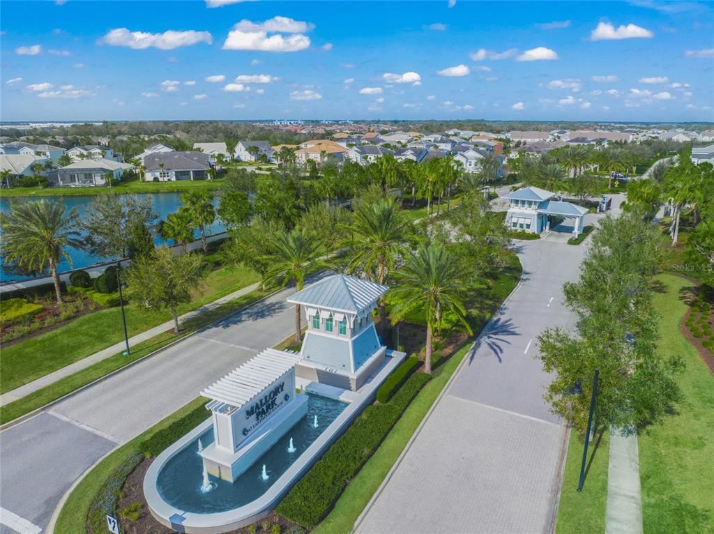 Bradenton, Florida, 34211, United States, 4 Bedrooms Bedrooms, ,4 BathroomsBathrooms,Residential,For Sale,1723904