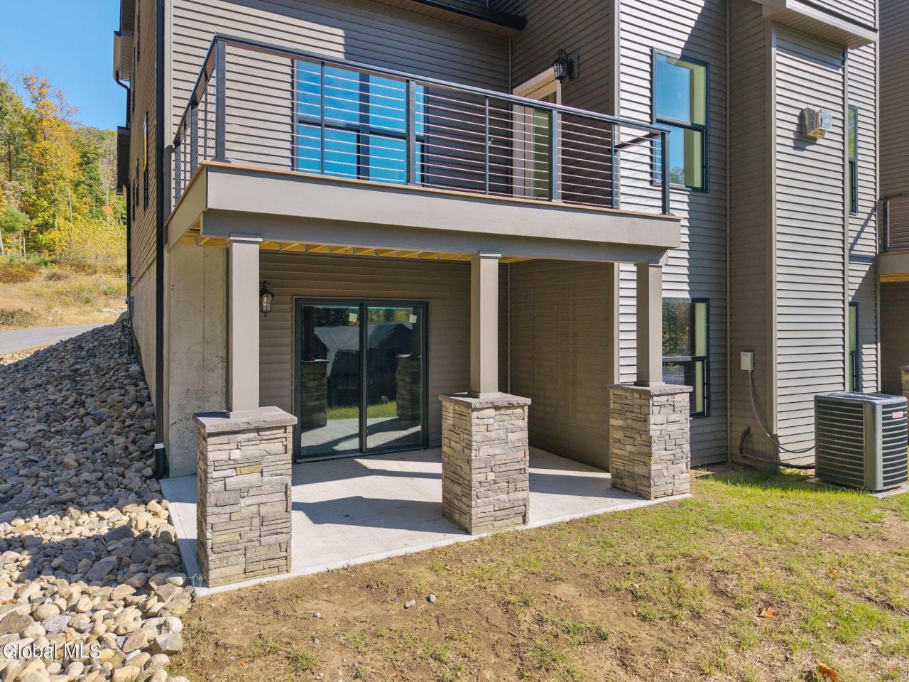 Lake George, New York, 12845, United States, 3 Bedrooms Bedrooms, ,3 BathroomsBathrooms,Residential,For Sale,1960520