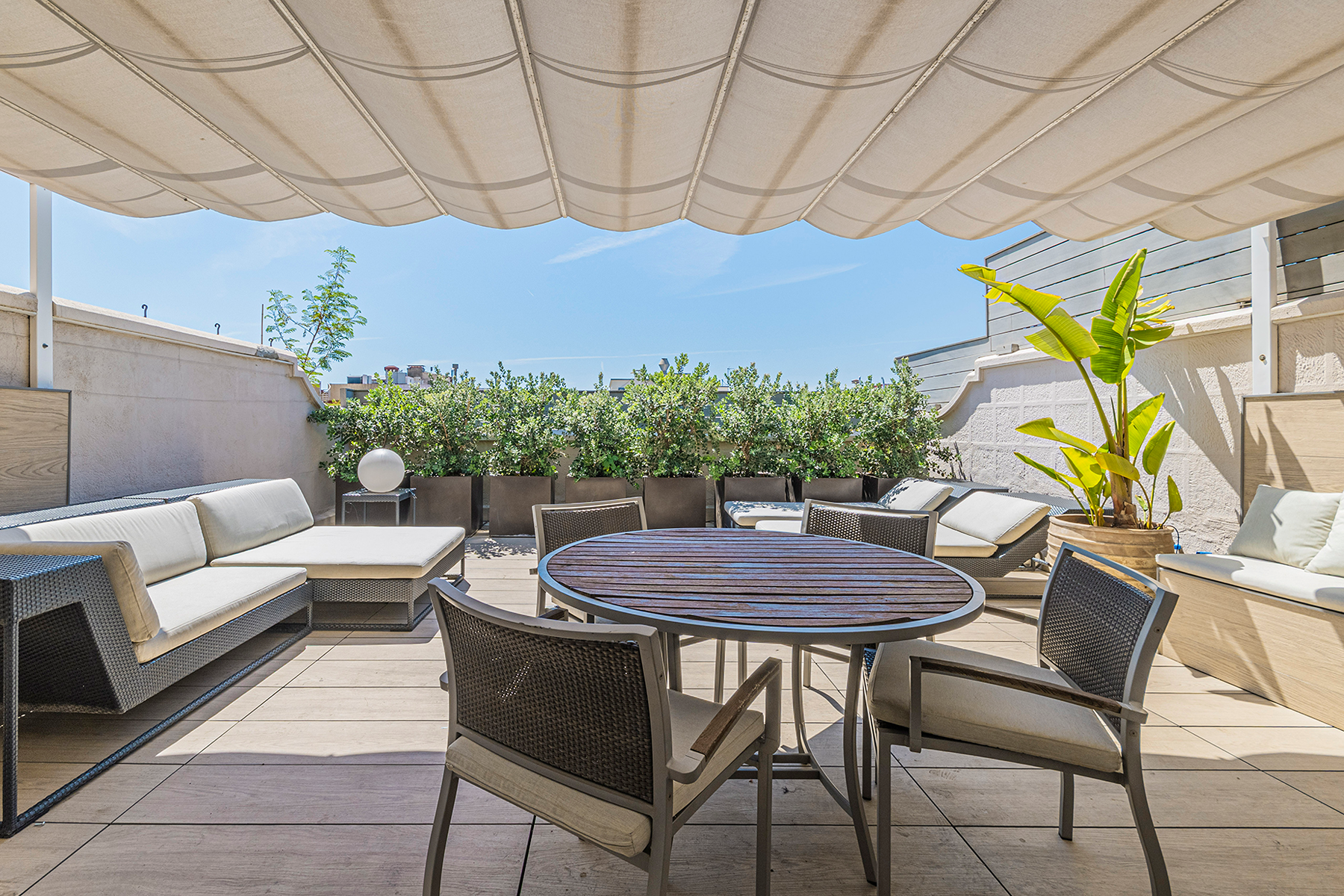  Penthouse duplex with 80m2 of terraces in the center of Galvany - 物件實景