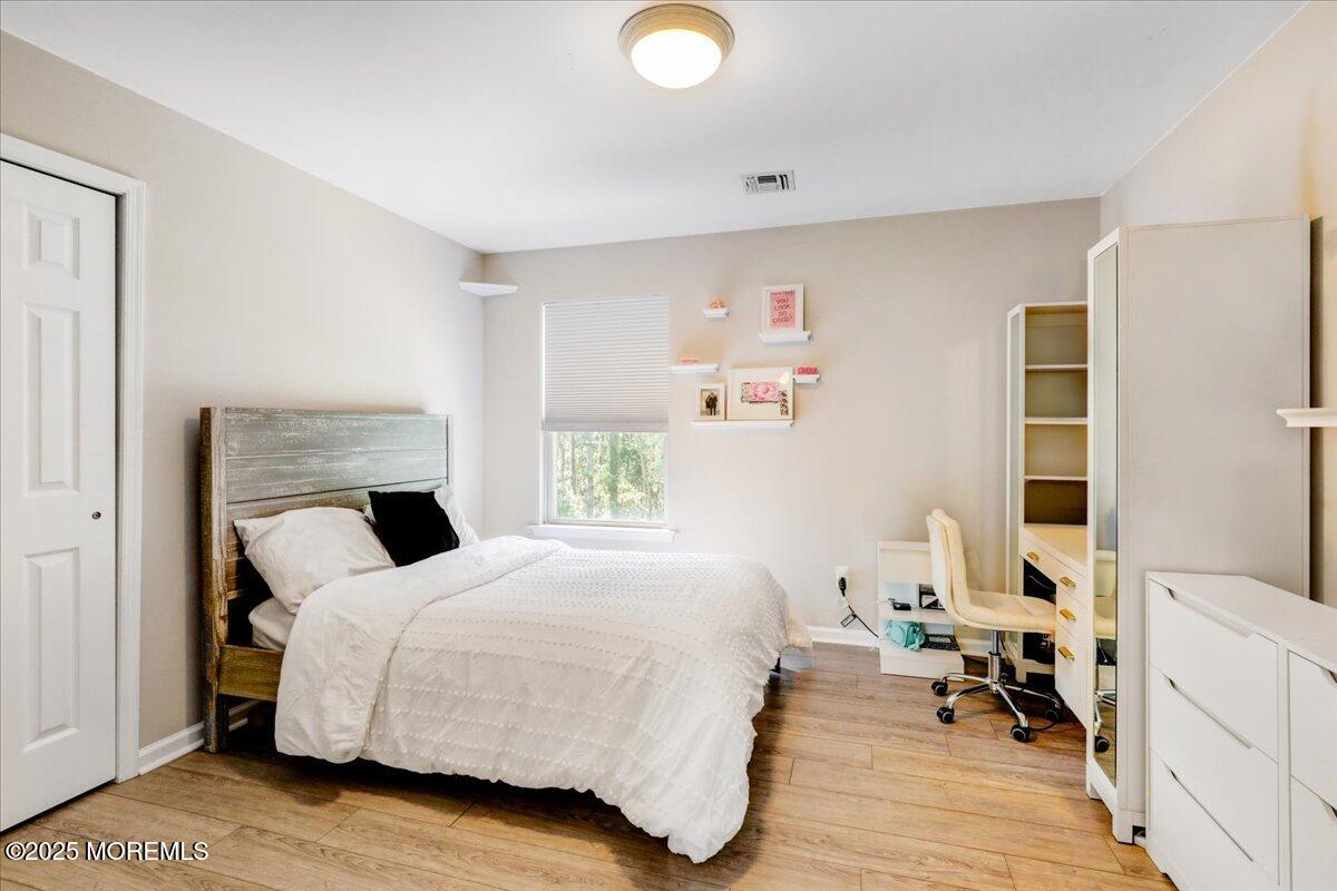 Howell, New Jersey, 07731, United States, 4 Bedrooms Bedrooms, ,3 BathroomsBathrooms,Residential,For Sale,1902992