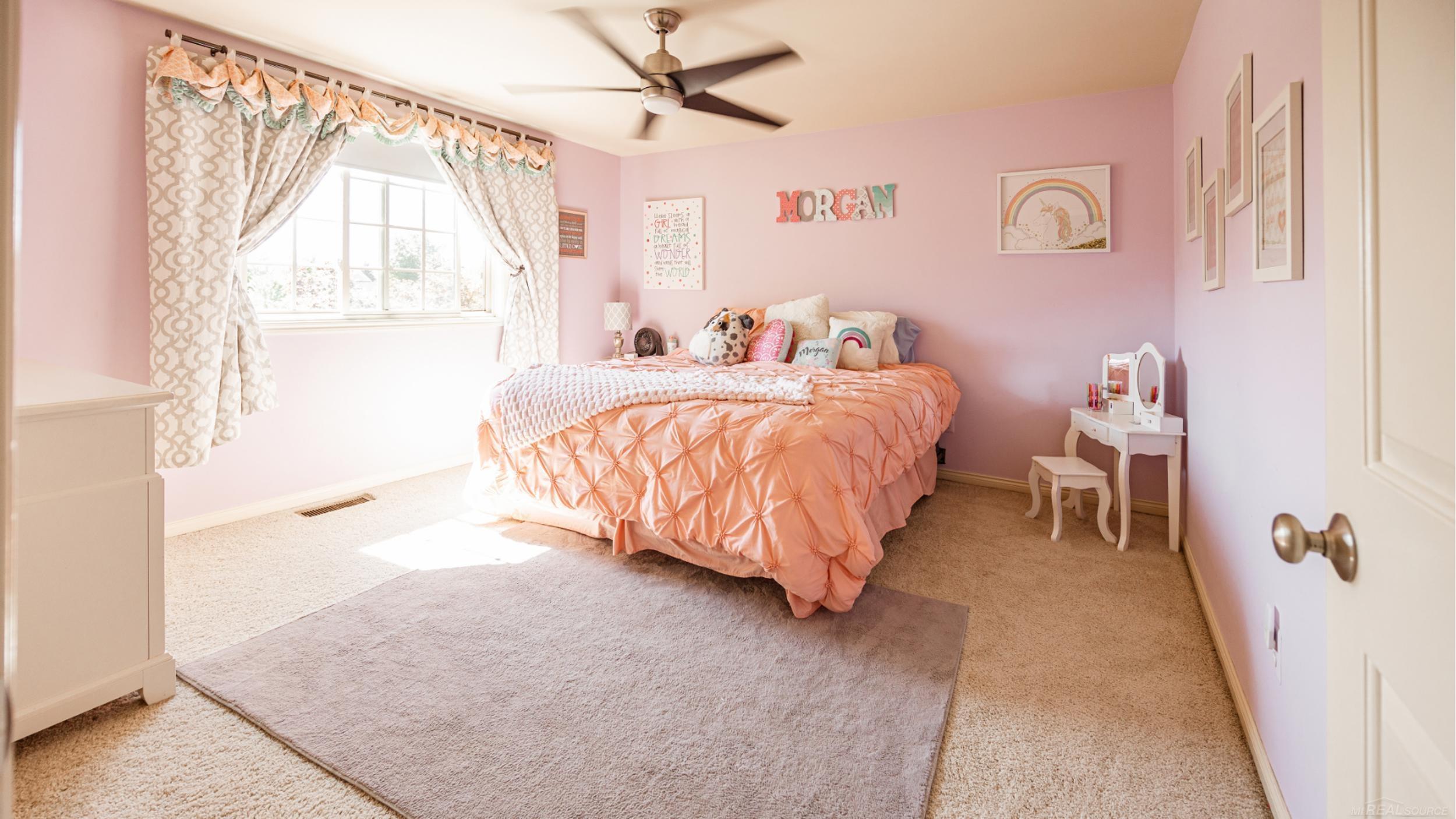 Macomb, Michigan, 48044, United States, 4 Bedrooms Bedrooms, ,3 BathroomsBathrooms,Residential,For Sale,1983565