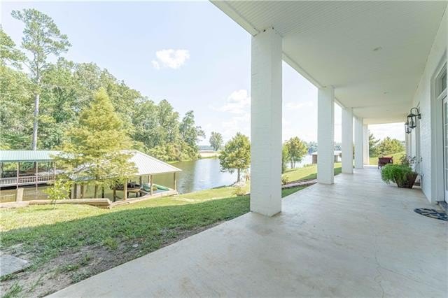 Boyce, Louisiana, 71409, United States, 4 Bedrooms Bedrooms, ,3 BathroomsBathrooms,Residential,For Sale,1982033