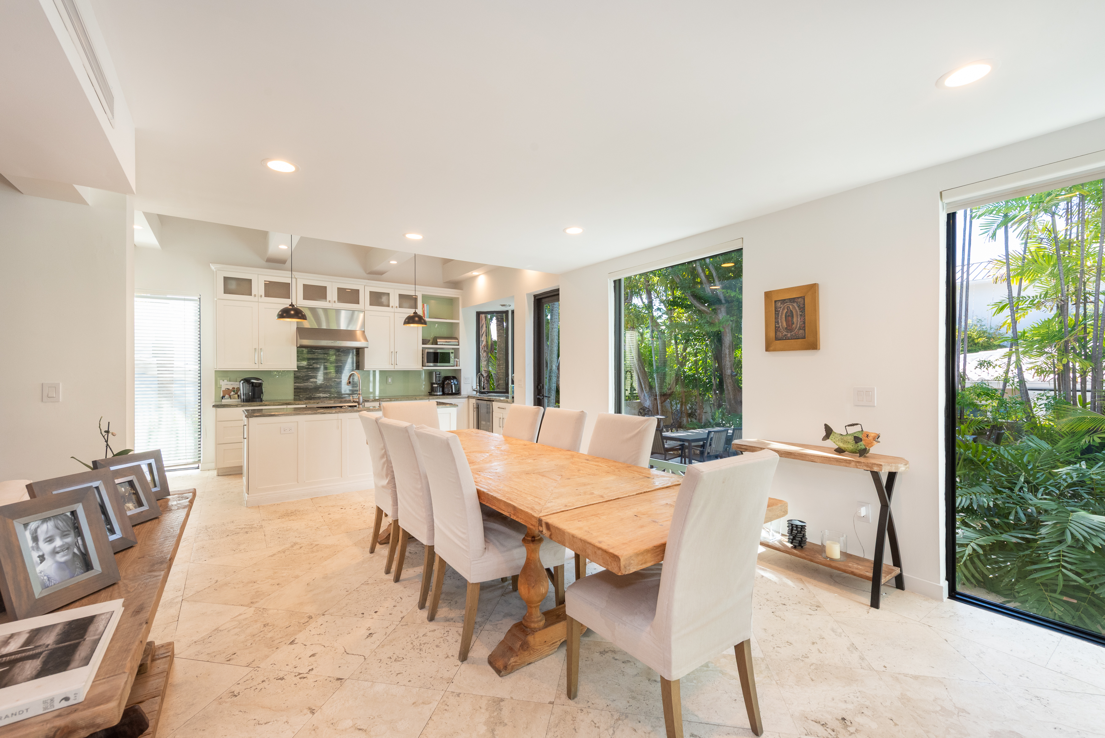  650 Curtiswood Dr, Key Biscayne, FL, 33149 - 物件實景