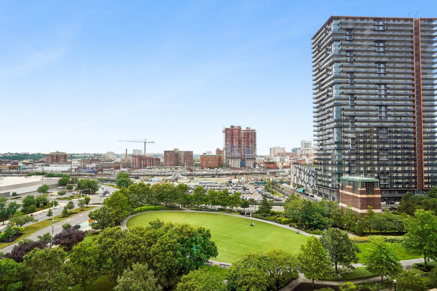  75 Park Lane South, Jc, Downtown, NJ, 07310 - 物件實景
