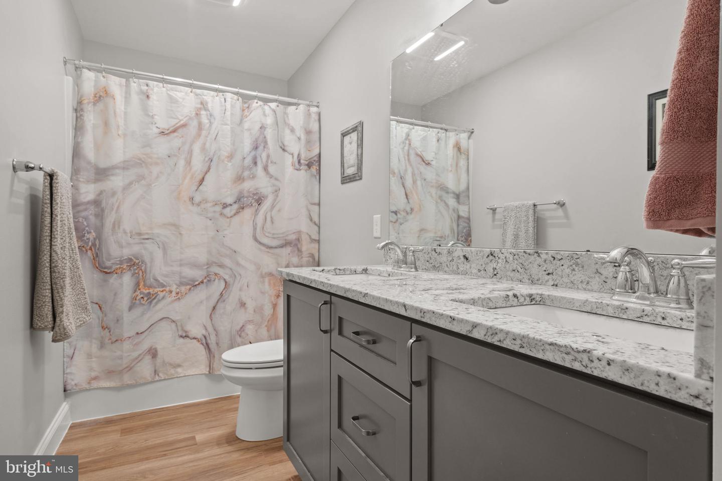 Lititz, Pennsylvania, 17543, United States, 4 Bedrooms Bedrooms, ,3 BathroomsBathrooms,Residential,For Sale,1905987