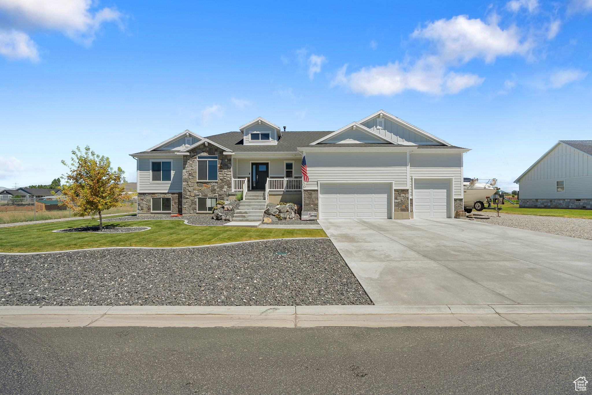 Tremonton, Utah, 84337, United States, 3 Bedrooms Bedrooms, ,2 BathroomsBathrooms,Residential,For Sale,1898786