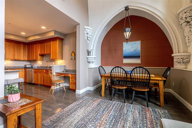 Concord, New Hampshire, 03301, United States, 3 Bedrooms Bedrooms, ,2 BathroomsBathrooms,Residential,For Sale,1986061