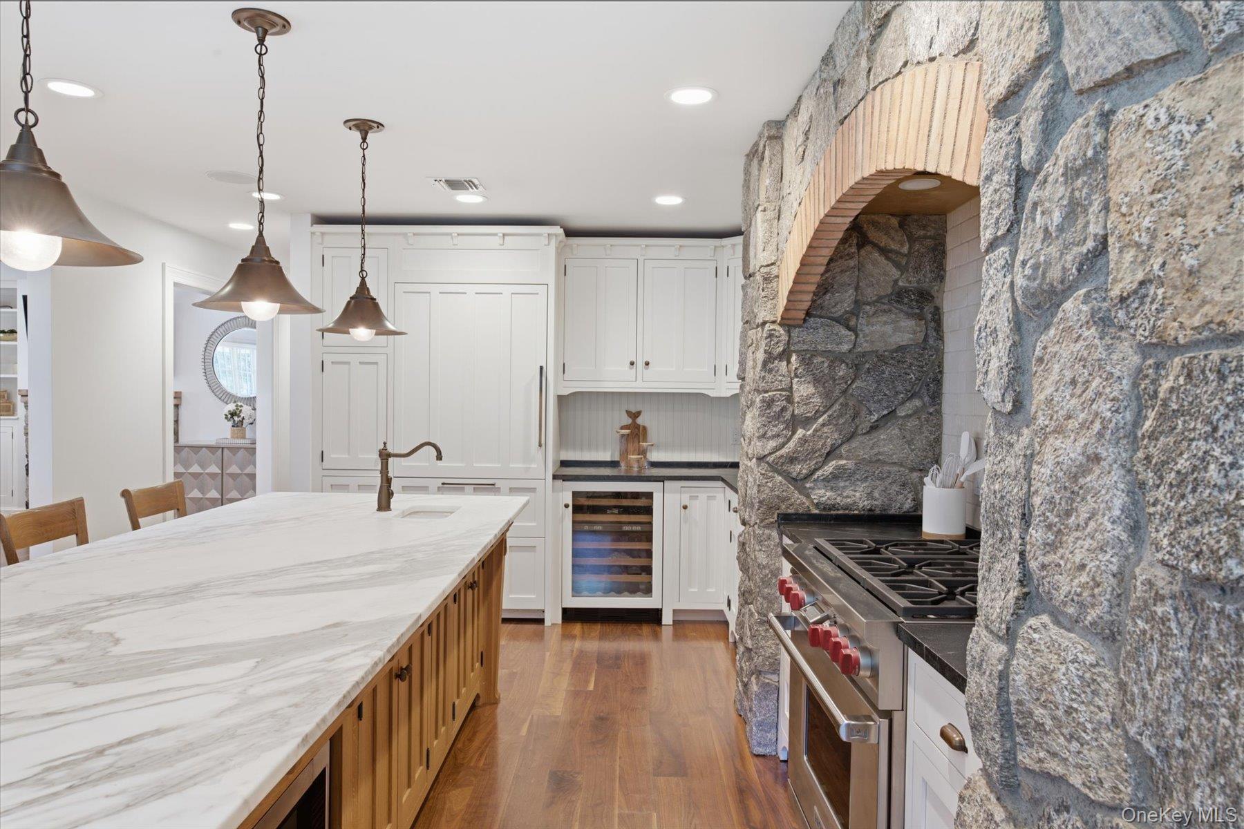  134 Sandy Hollow Road, Northport, NY, 11768 - 物件實景