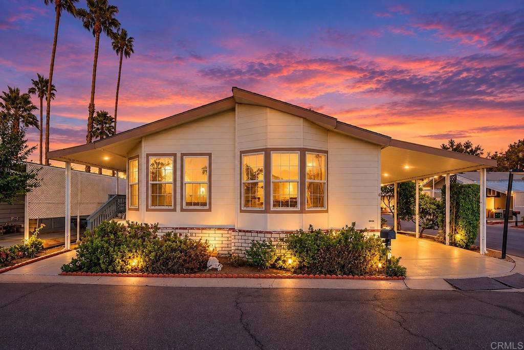Valley Pkwy, Escondido, CA 92027