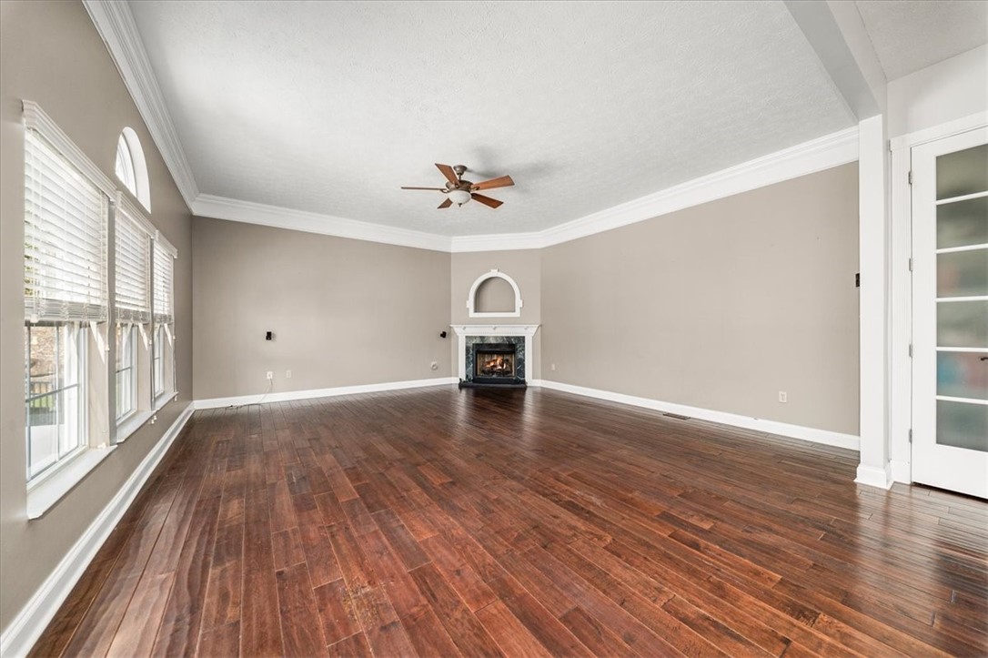 Pine Twp, Pennsylvania, 16046, United States, 5 Bedrooms Bedrooms, ,6 BathroomsBathrooms,Residential,For Sale,1989507