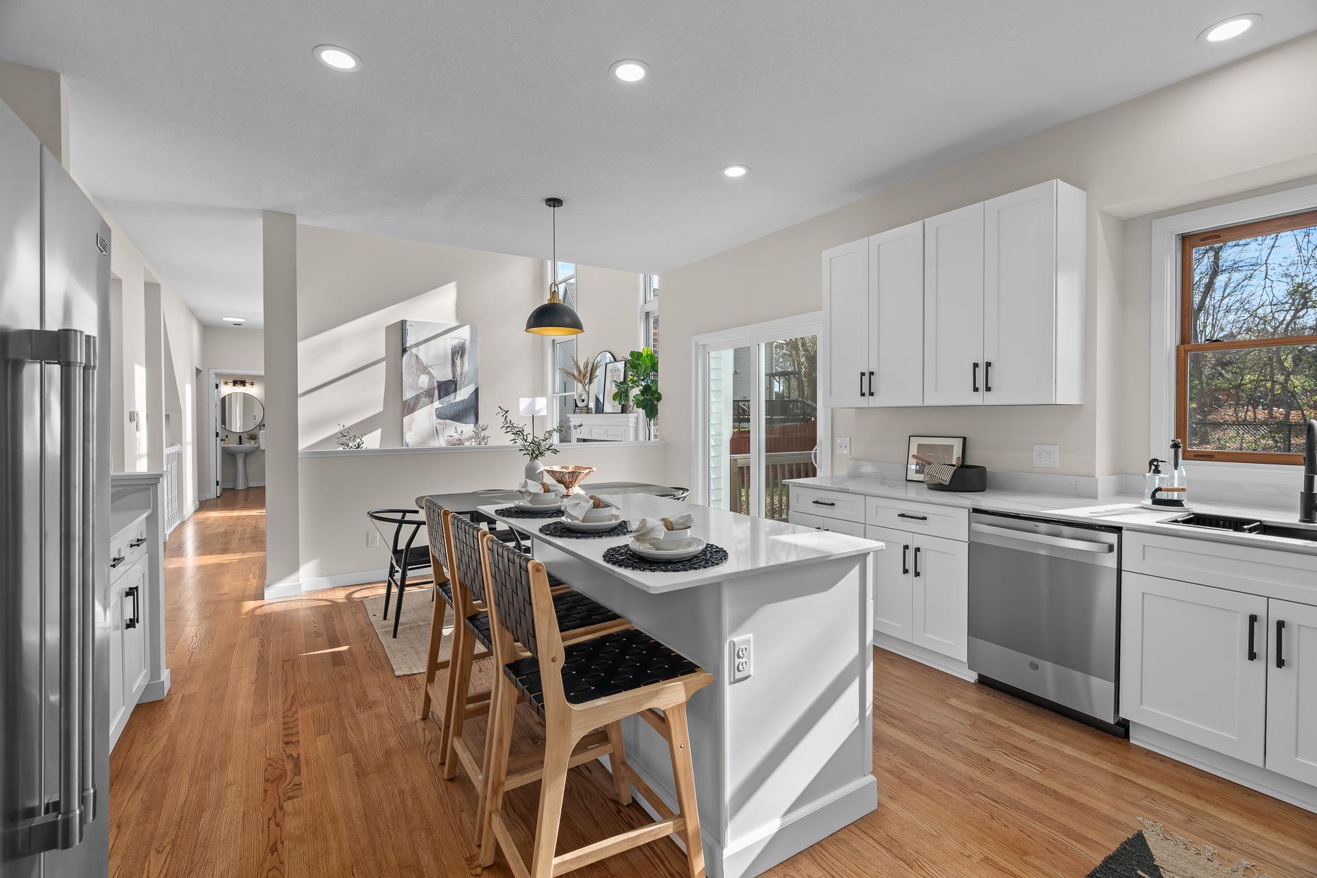 Eden Prairie, Minnesota, 55347, United States, 4 Bedrooms Bedrooms, ,4 BathroomsBathrooms,Residential,For Sale,1993292