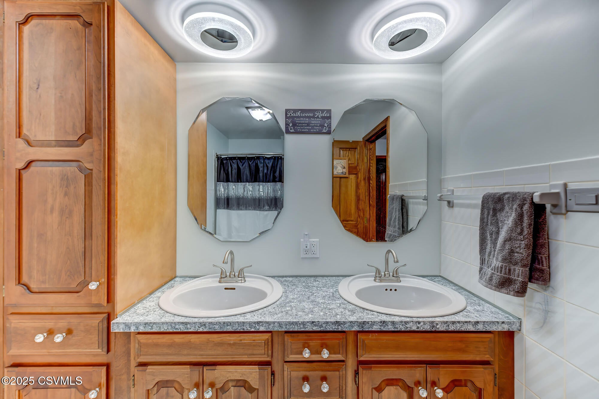 Berwick, Pennsylvania, 18603, United States, 4 Bedrooms Bedrooms, ,3 BathroomsBathrooms,Residential,For Sale,1979458